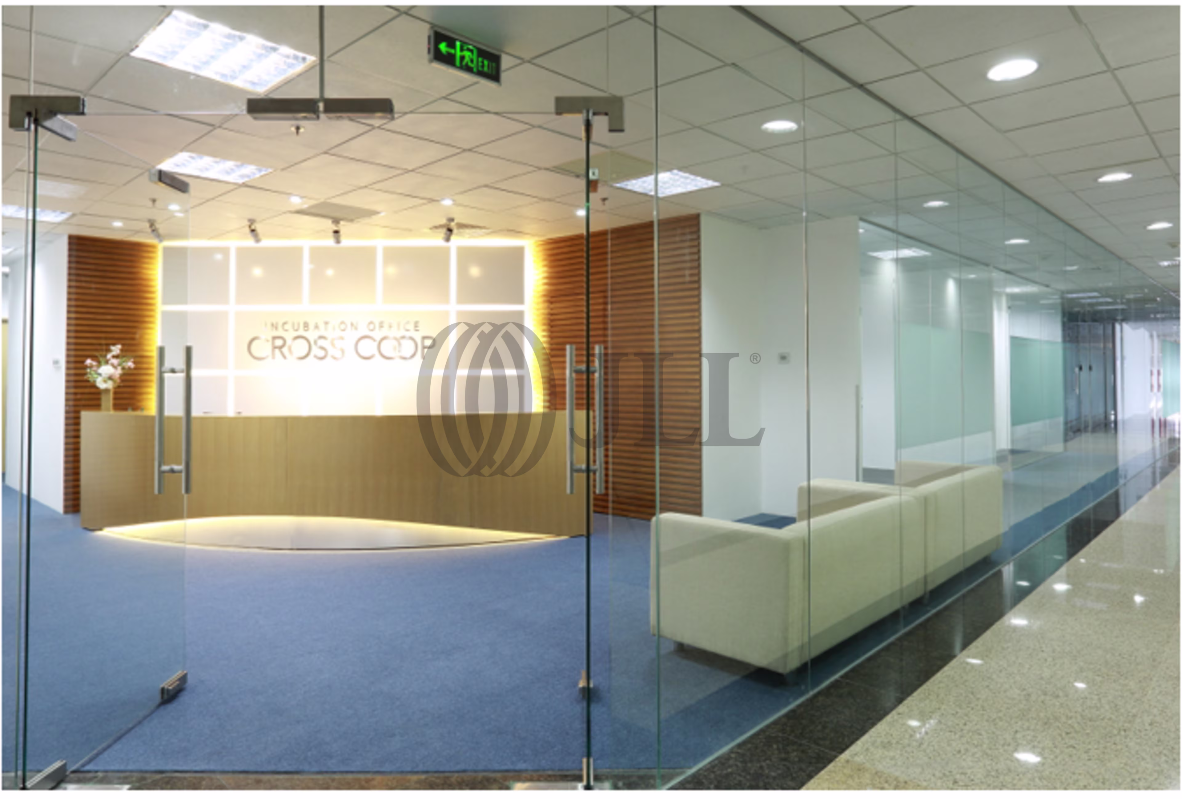 Tầng 12A, Vincom Center, 72 Le Thanh Ton