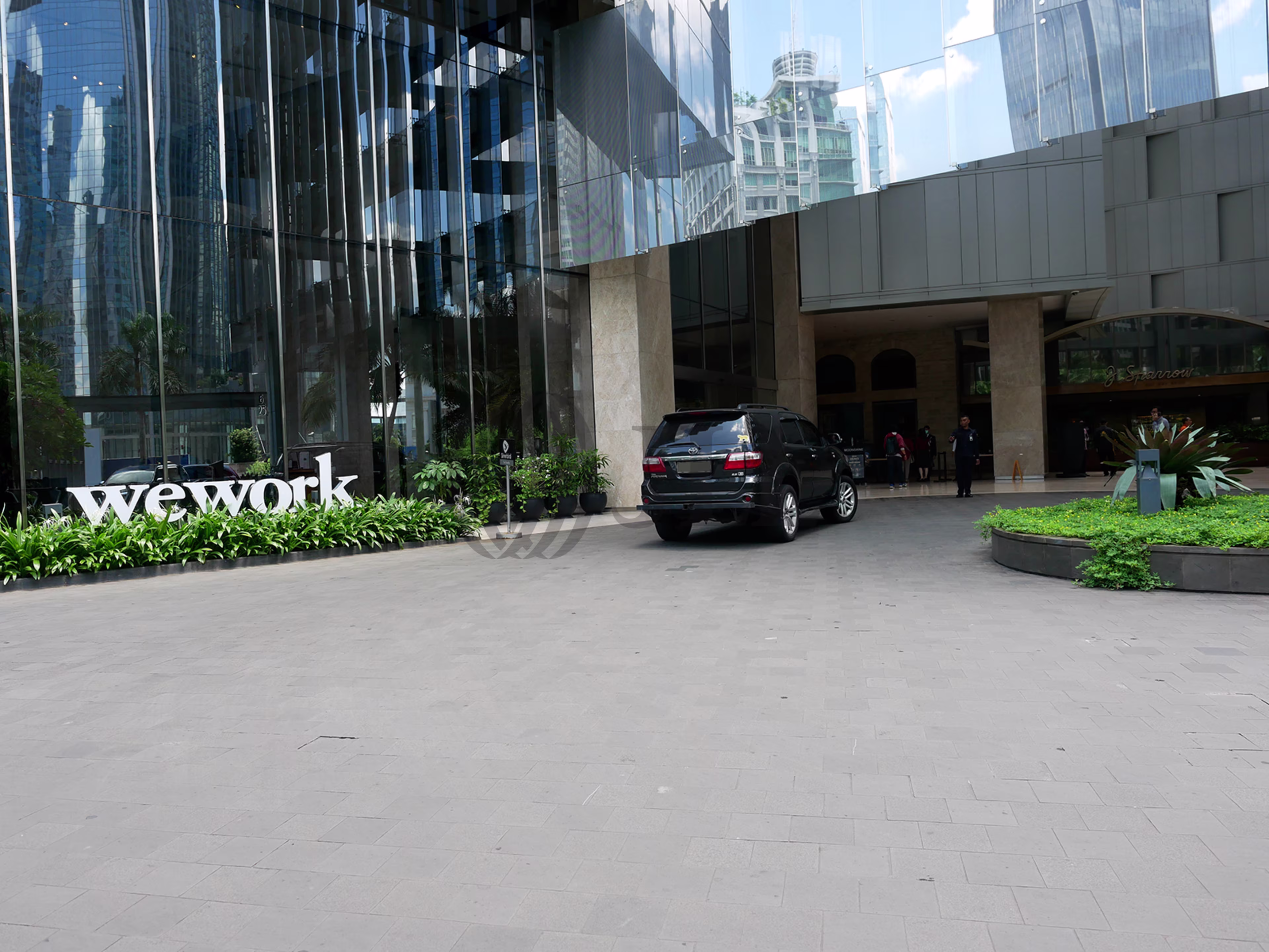 Jl. Dr. Ide Anak Agung Gede Agung Kav. E 4.2 No. 2
