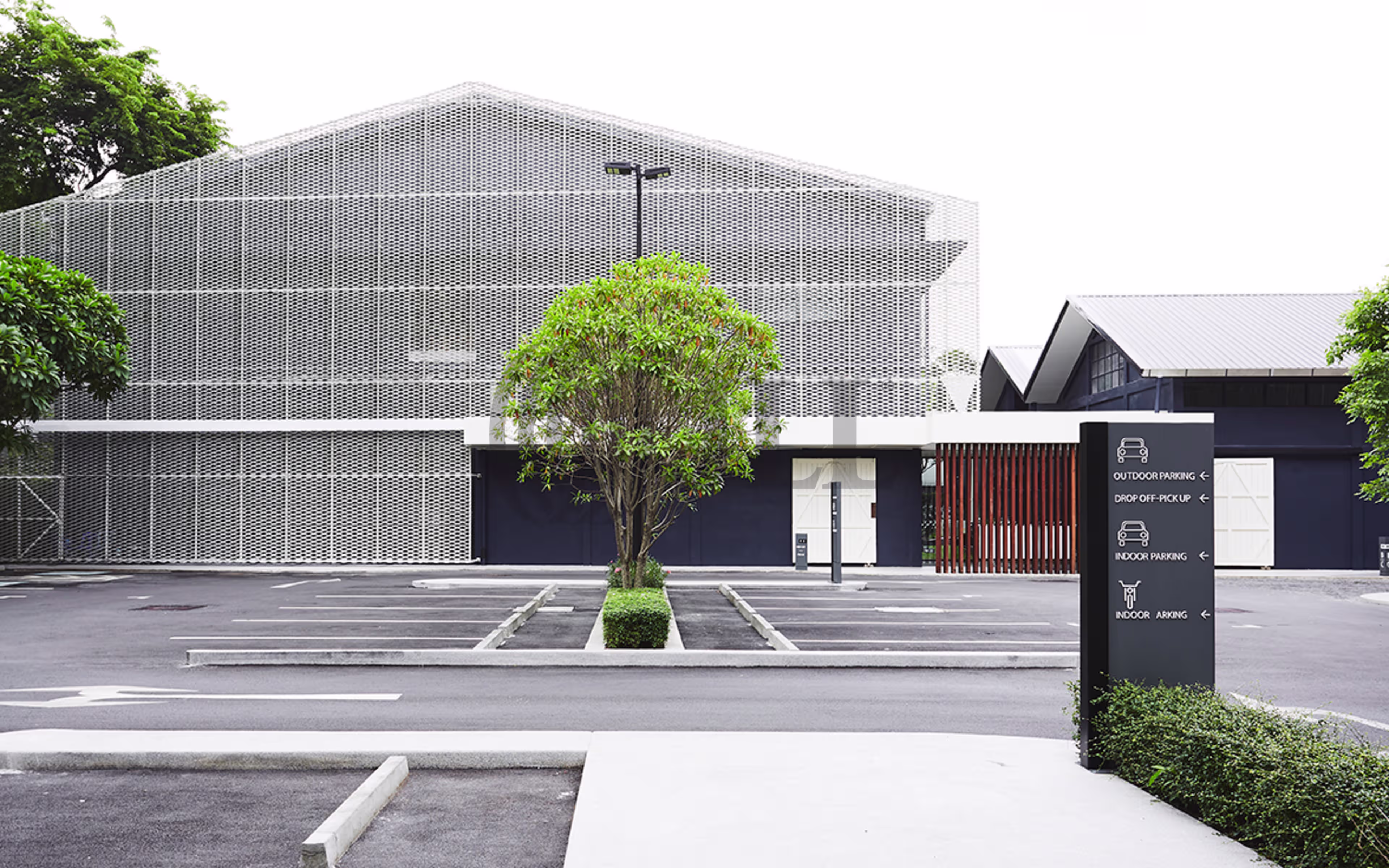 33,31, South Sathorn Road, Yan Nawa
