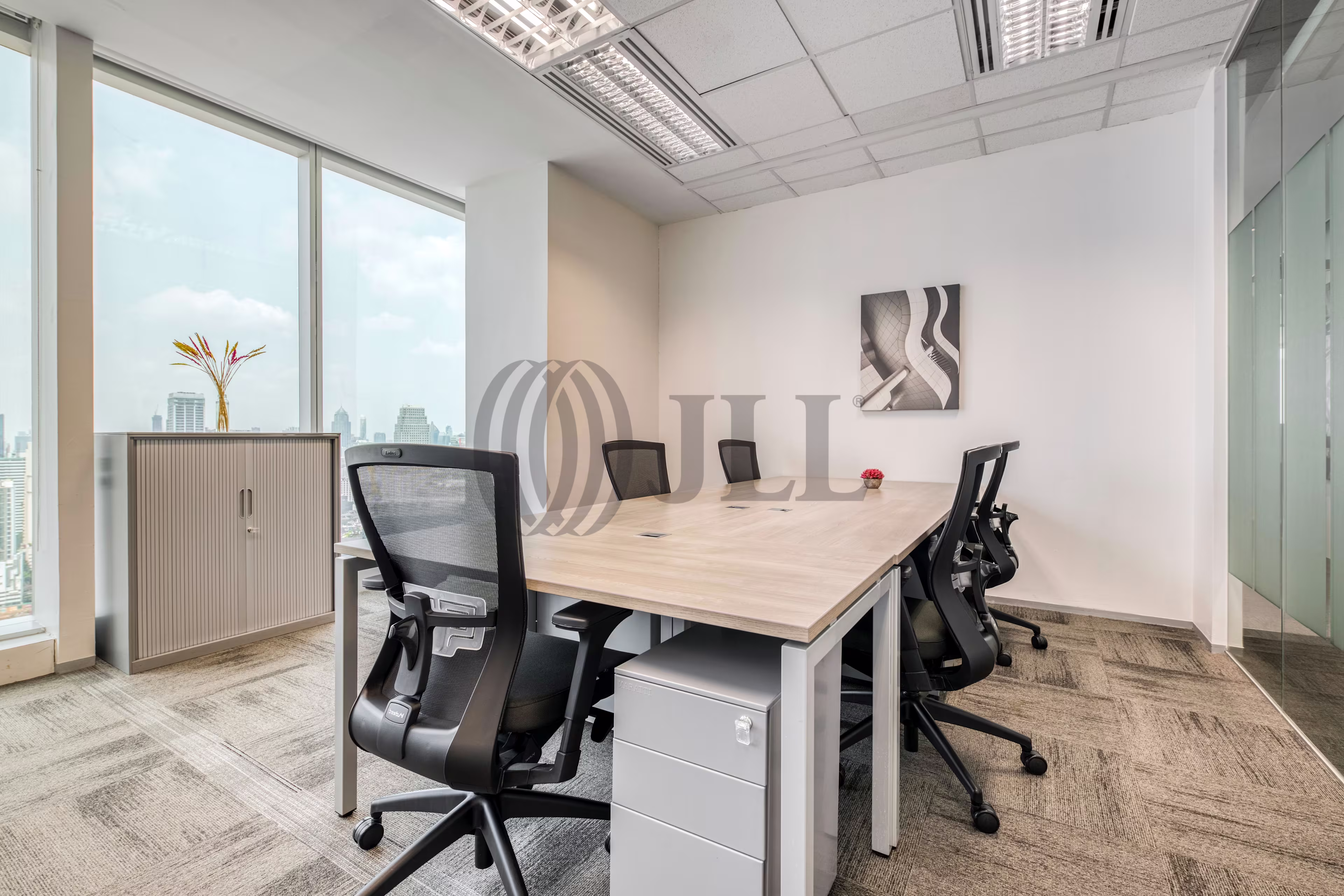 Level 30 Bhiraj Tower at EmQuartier, 689 Sukhumvit Road (Soi 35), Klongtan Nuea, Wattana, Bangkok, 10110