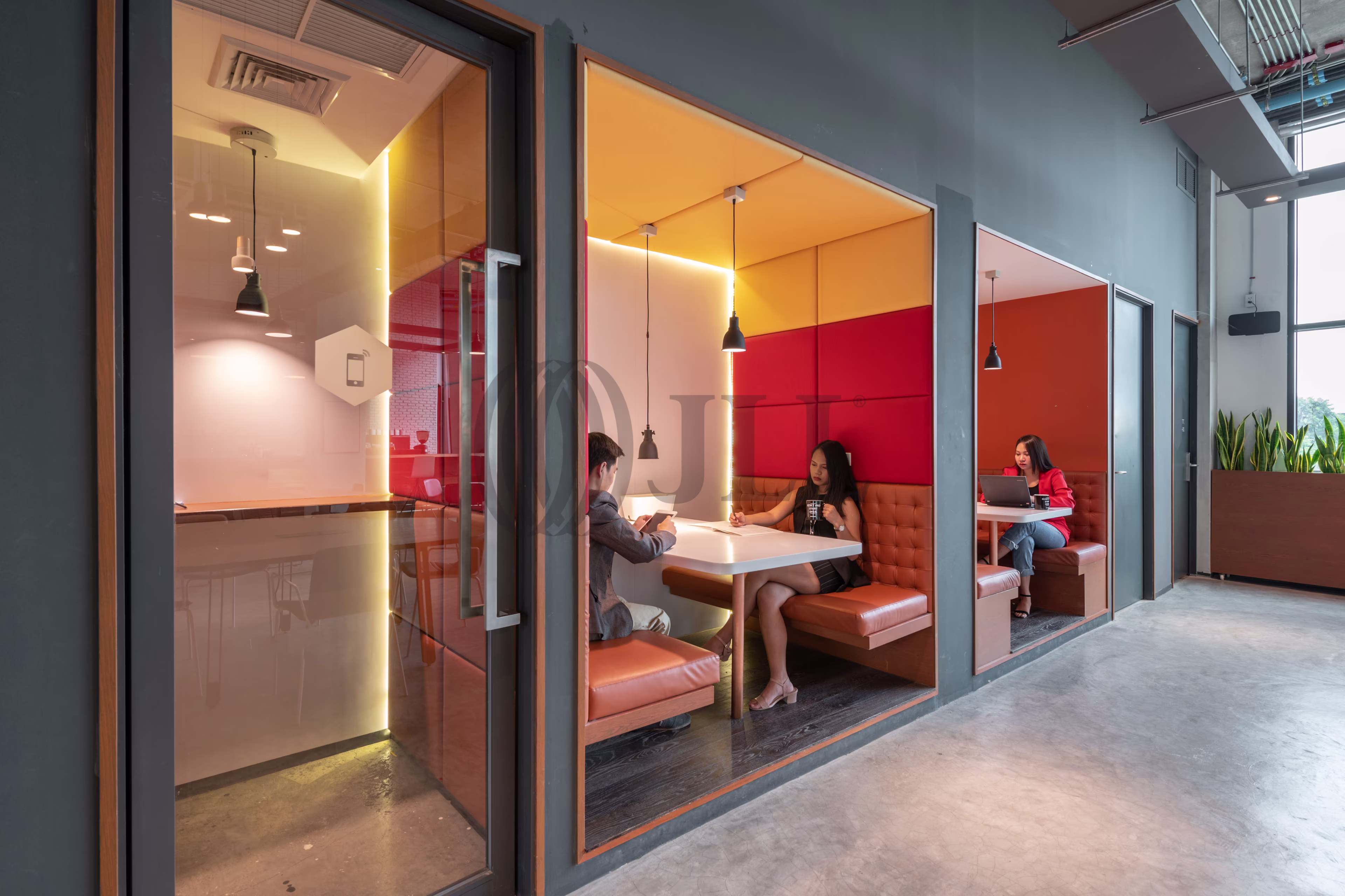 3/F, Summer Hill, 1106 Sukhumvit Road, Phrakhanong, Klongtoei, Bangkok 10110