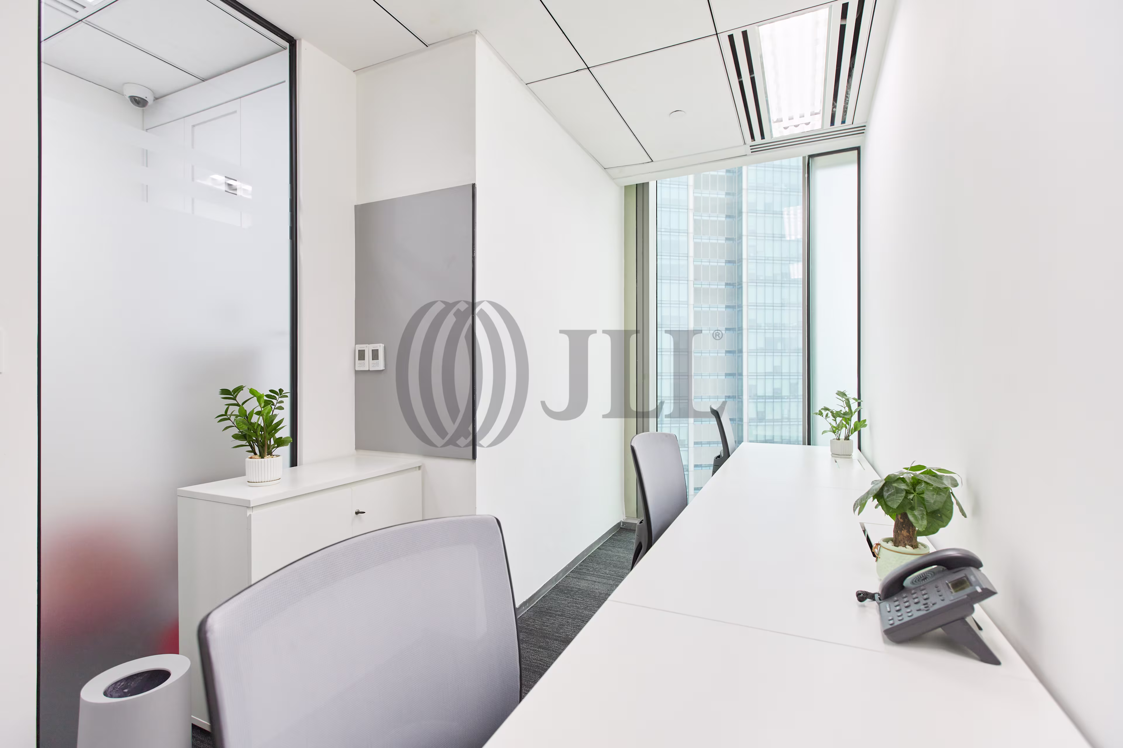 19th Tower 1, Capital Place, 29 Lieu Giai, Ngoc Khanh Ward, Ba Dinh District, Hanoi, Vietnam
