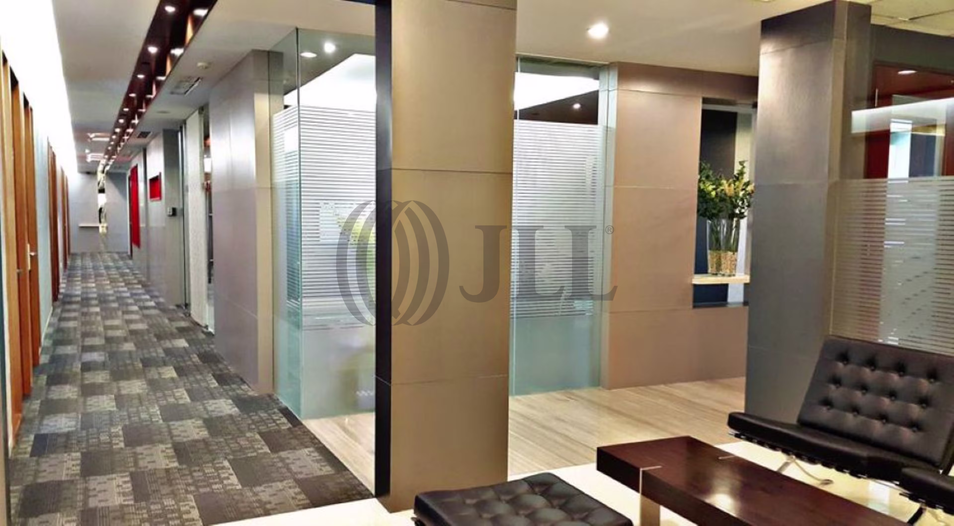 Jl. Jend. Sudirman Kav. 28, Jakarta Selatan