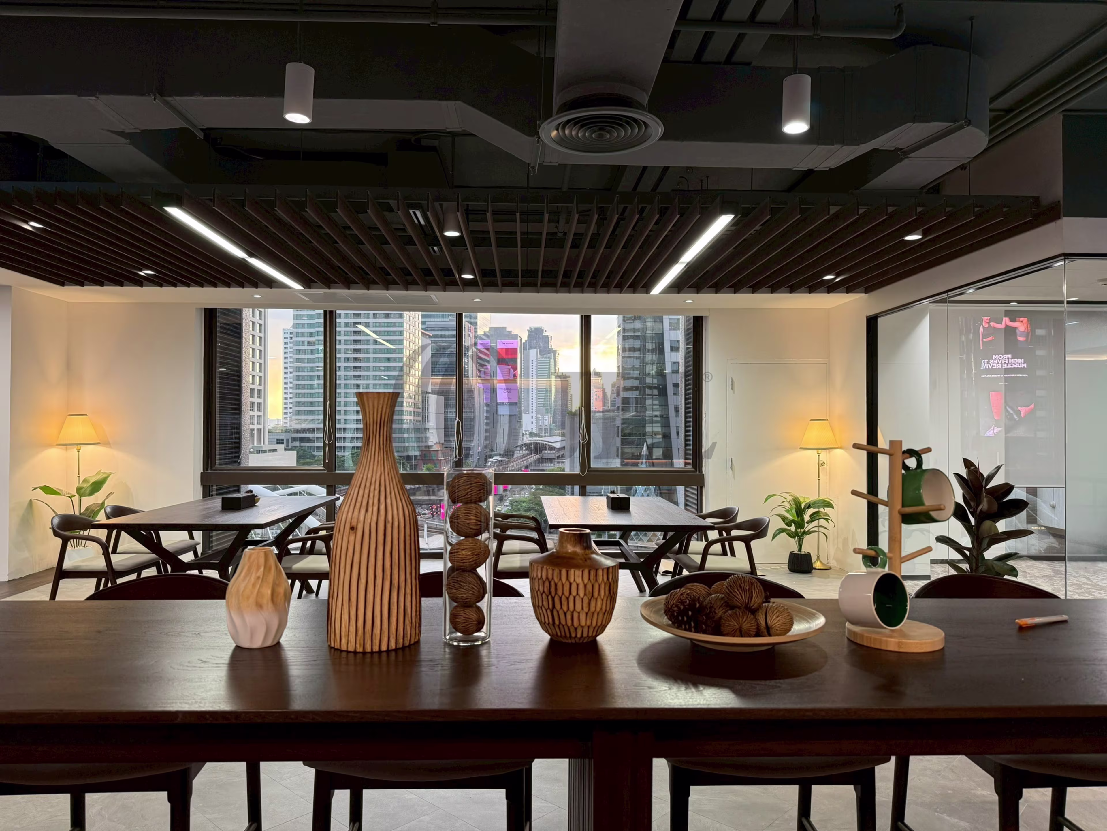 8th & 15th Floor, Sathorn Thani Tower I, Sathorn Road, Silom, Bangkok 10500