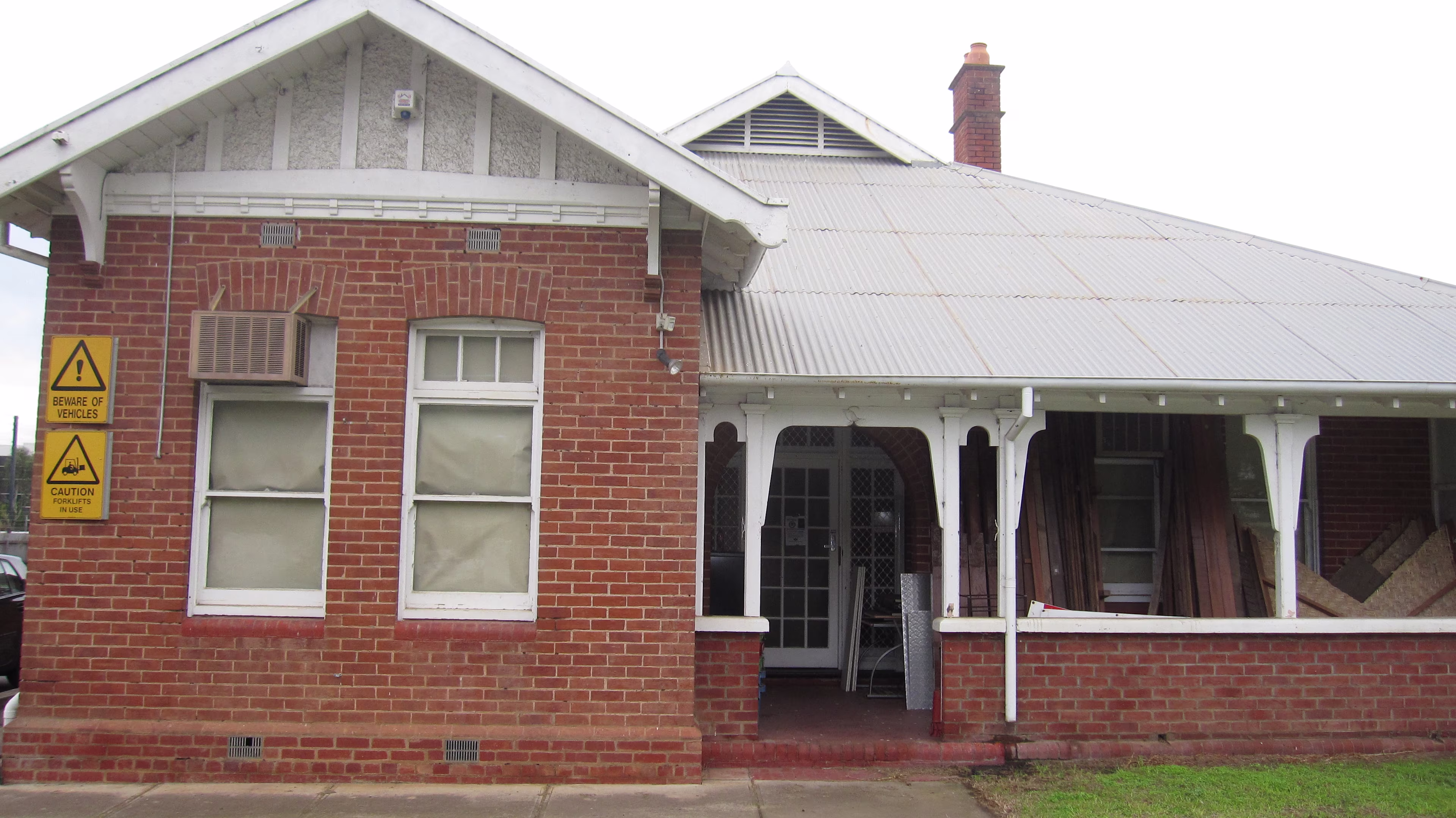 702 Main North Road