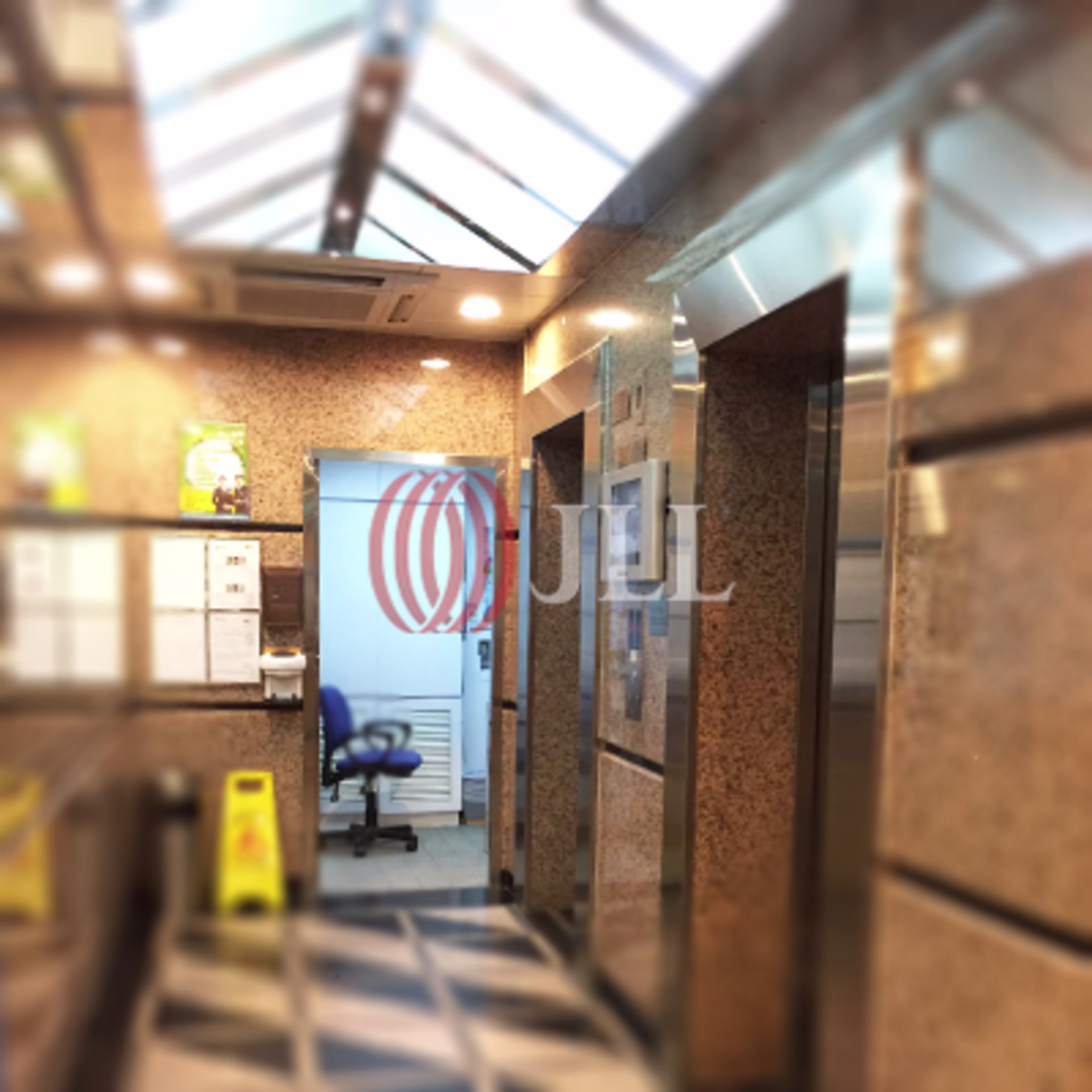 14-20 Bonham Strand West