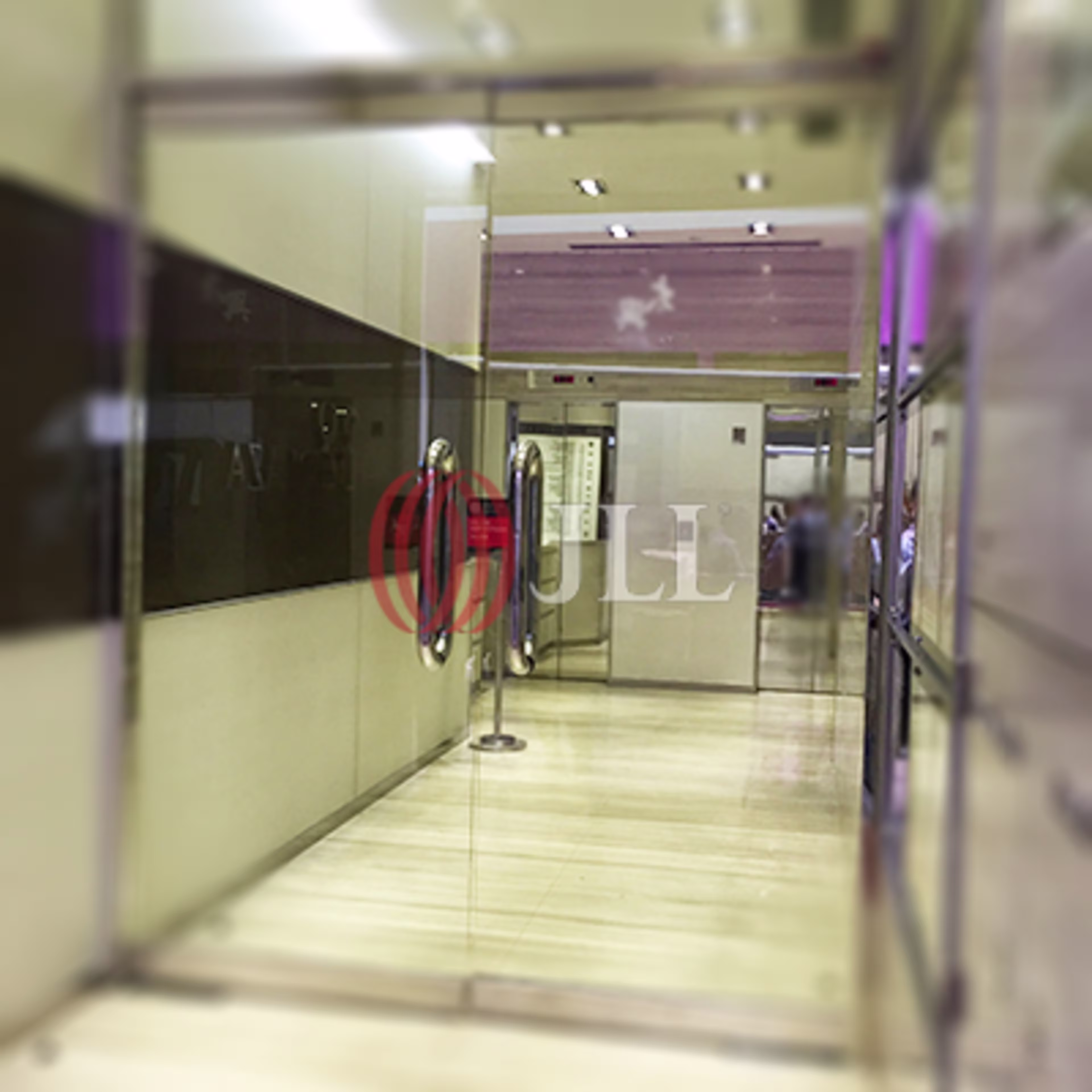 38 Shantung Street