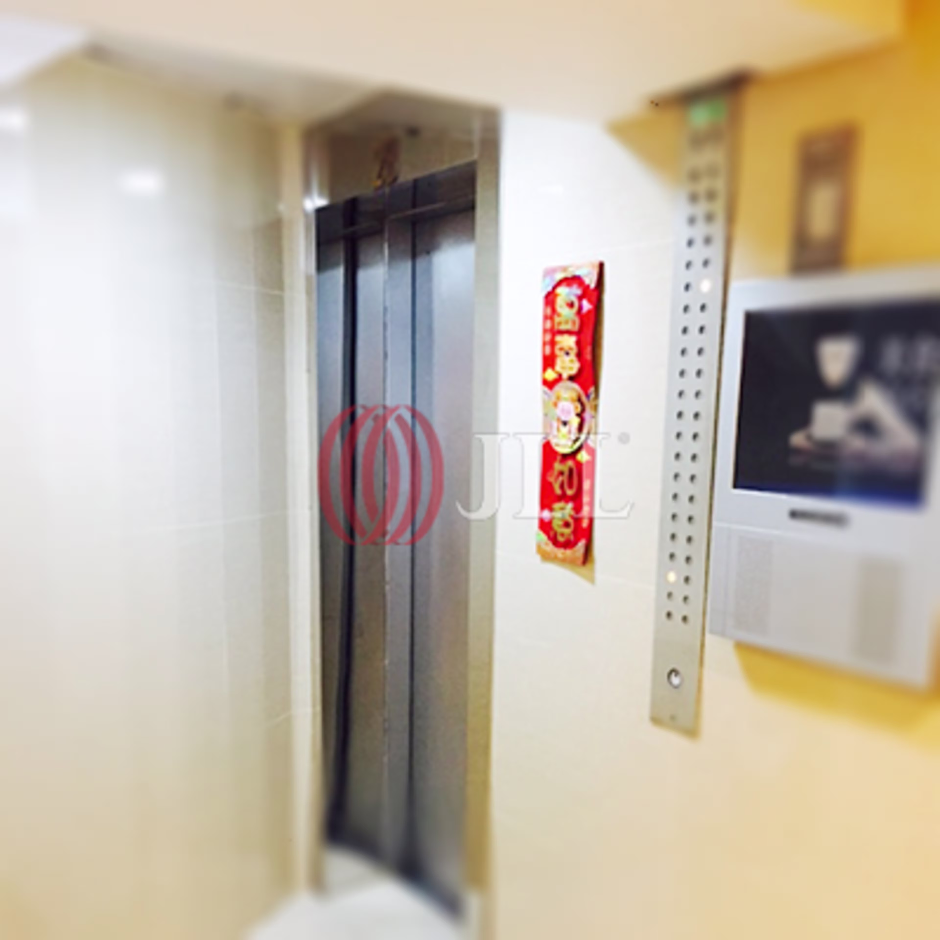 19-21 Hennessy Road