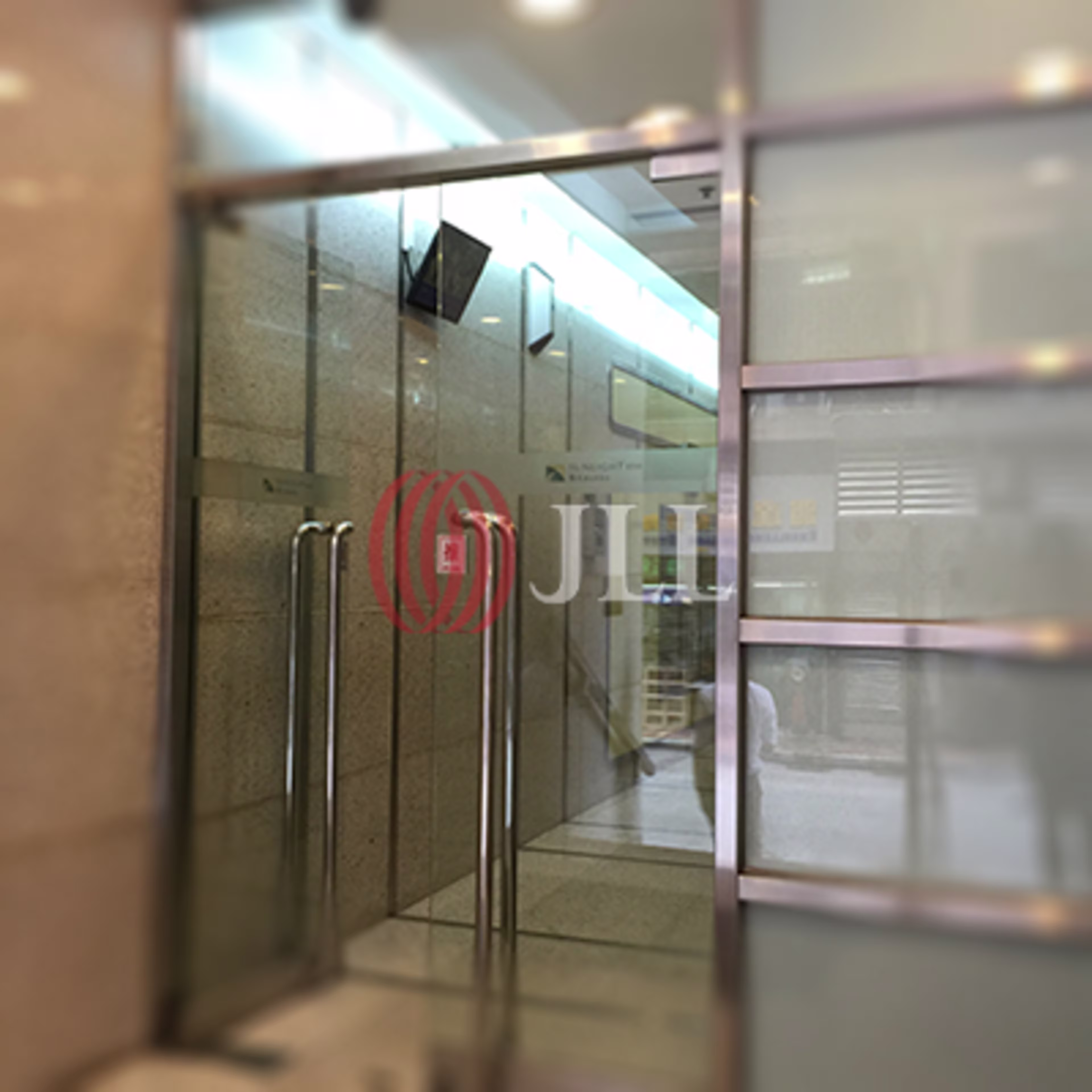 235-237 Wing Lok Street