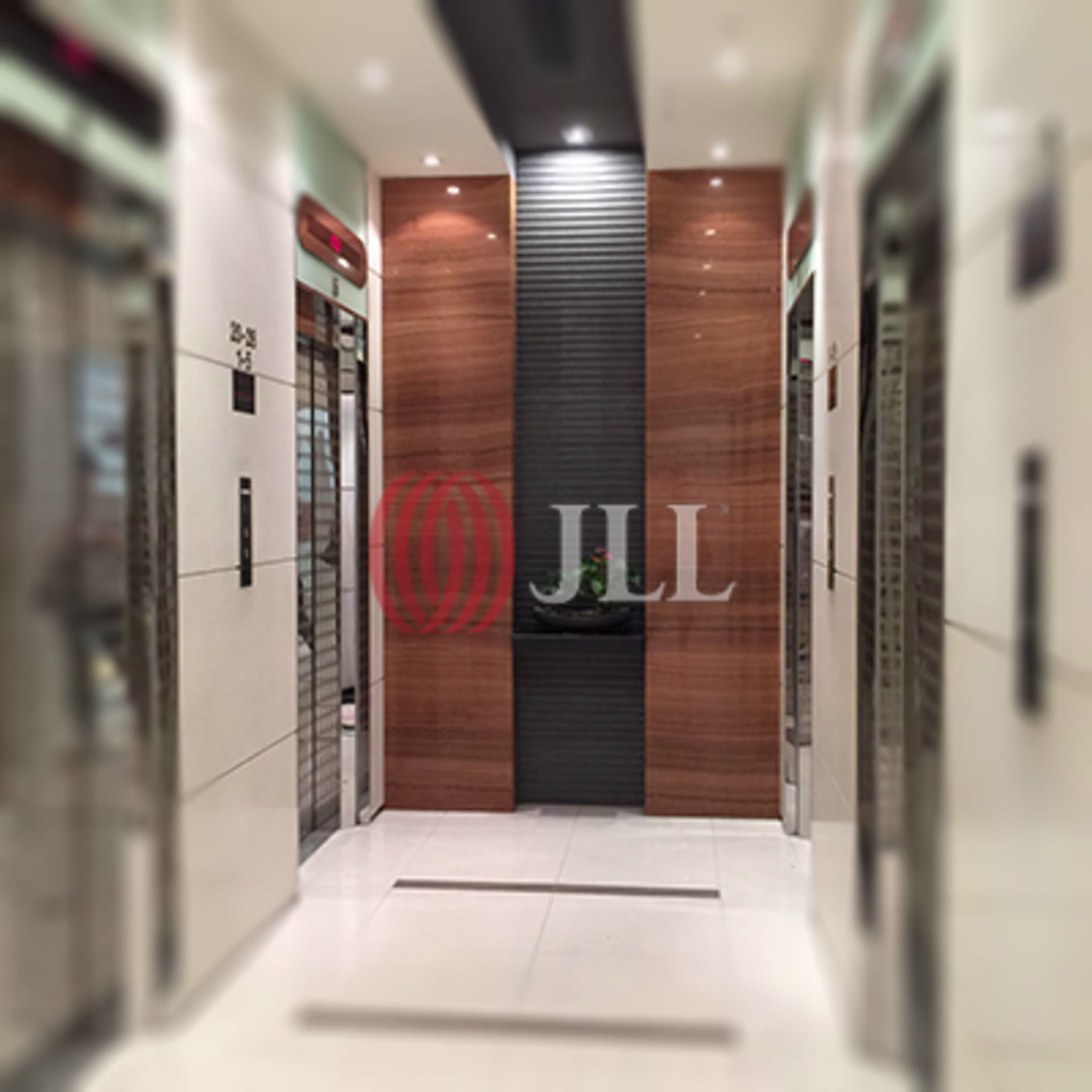 48-62 Hennessy Road