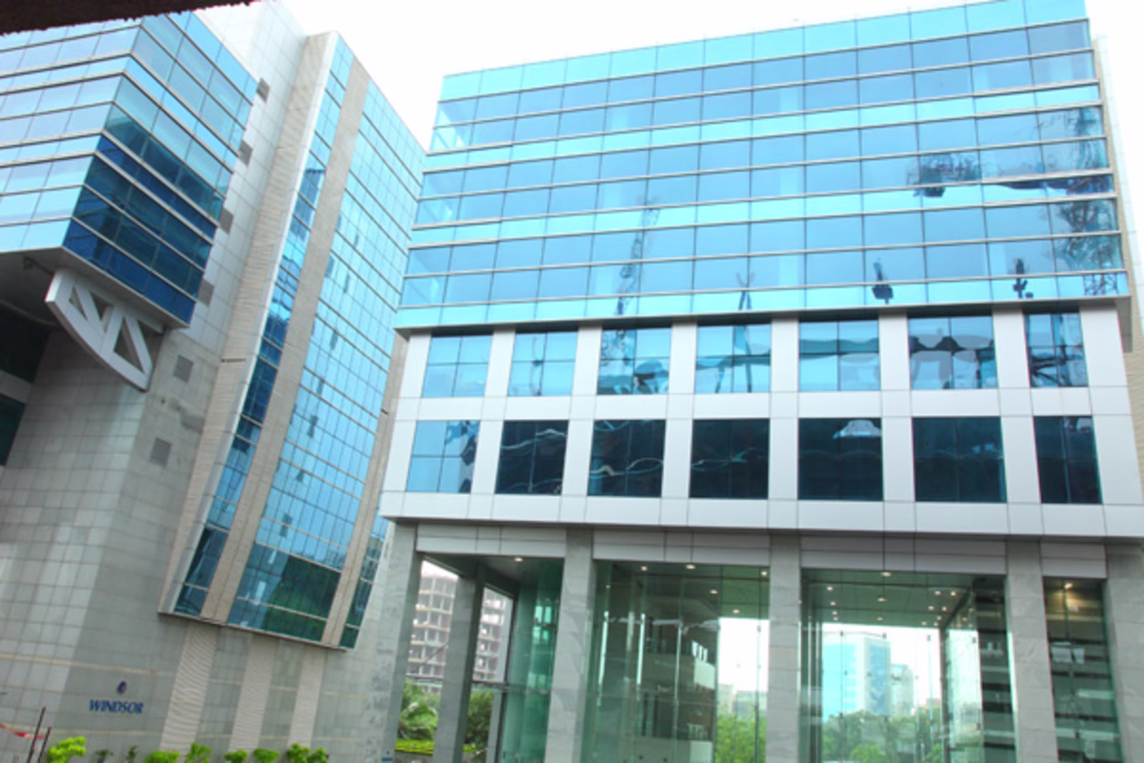 Kalina(C.S.T.Road)