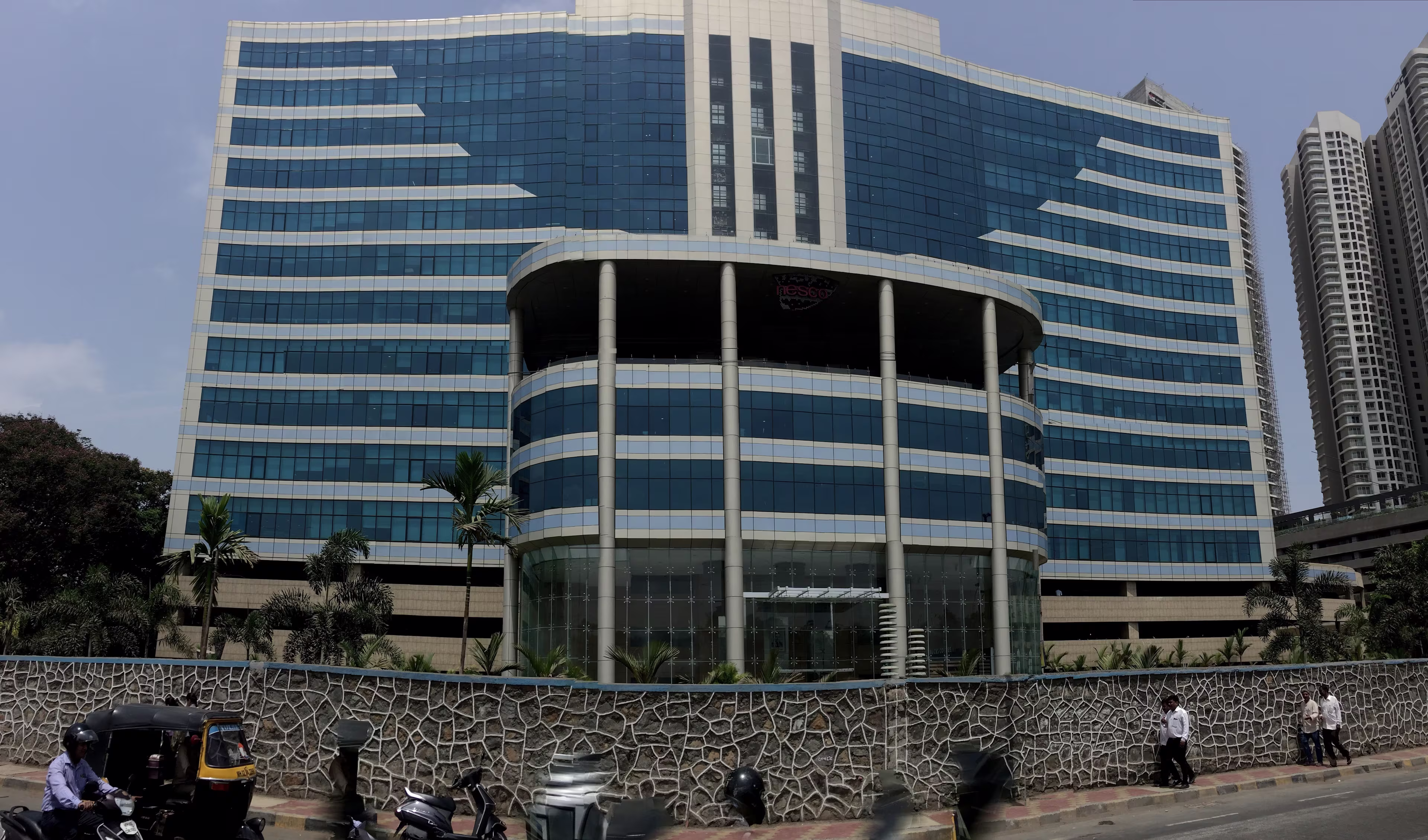 NESCO Complex, Western Express Highway