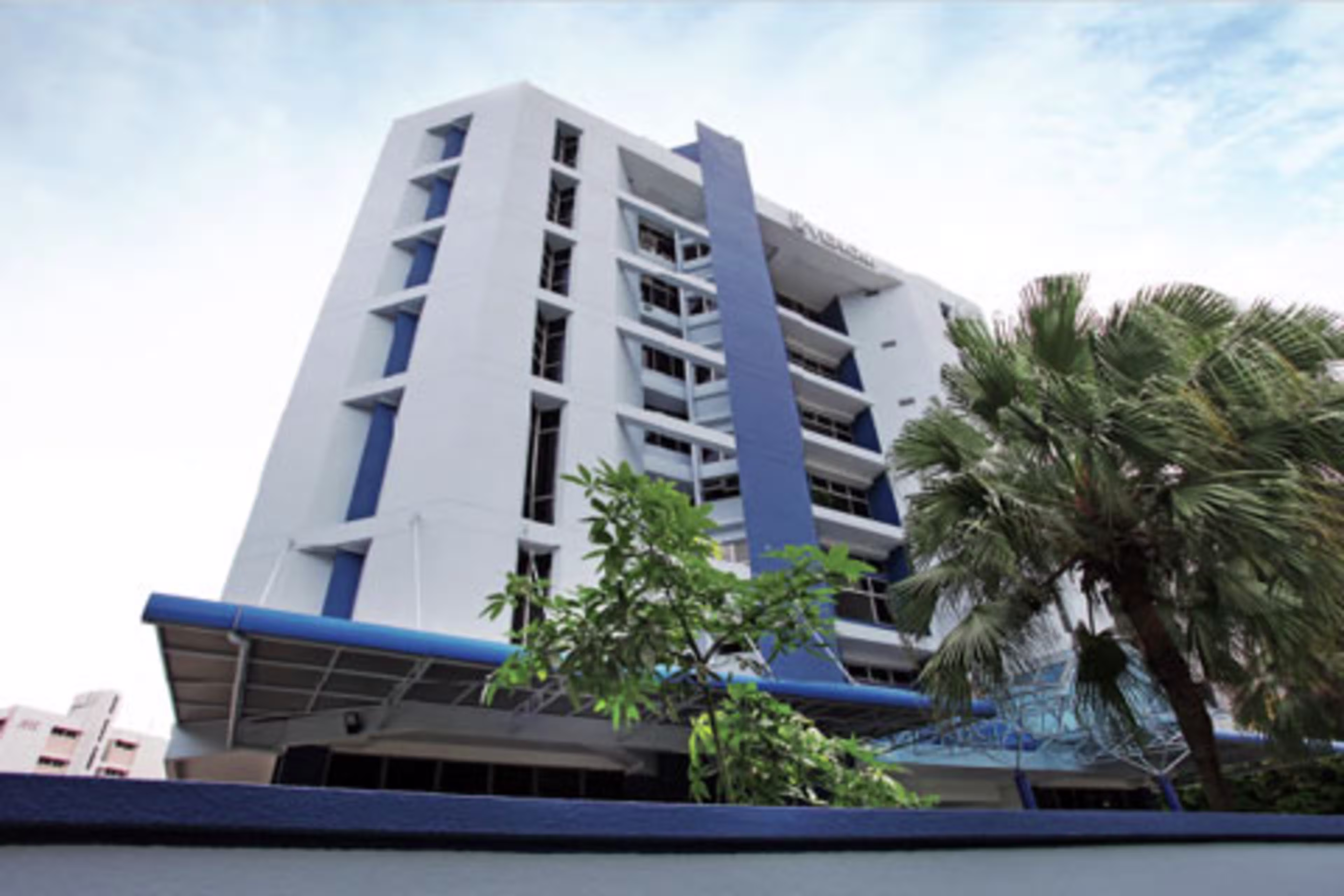 Yenom Industrial Building