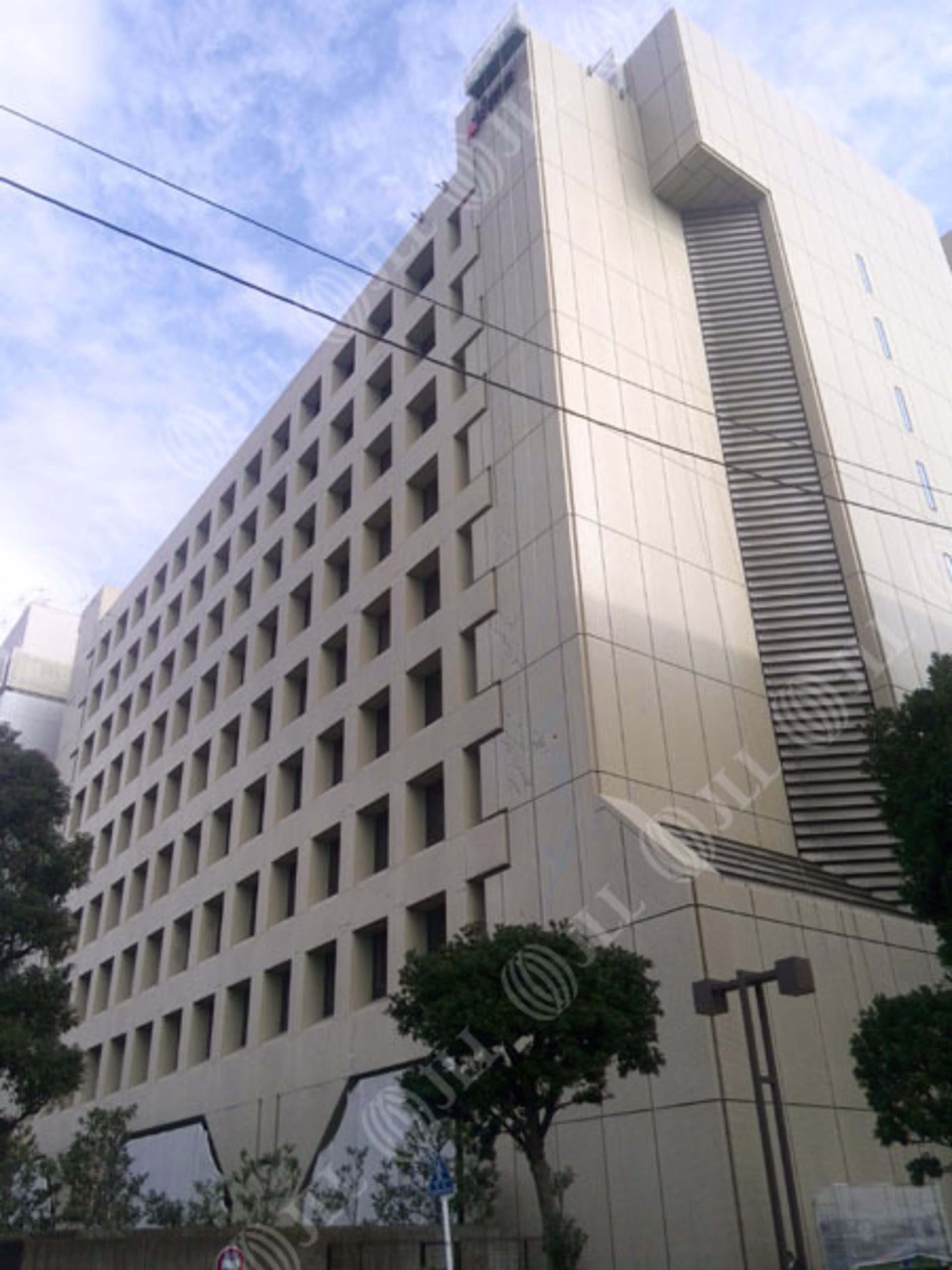日進町1-14
