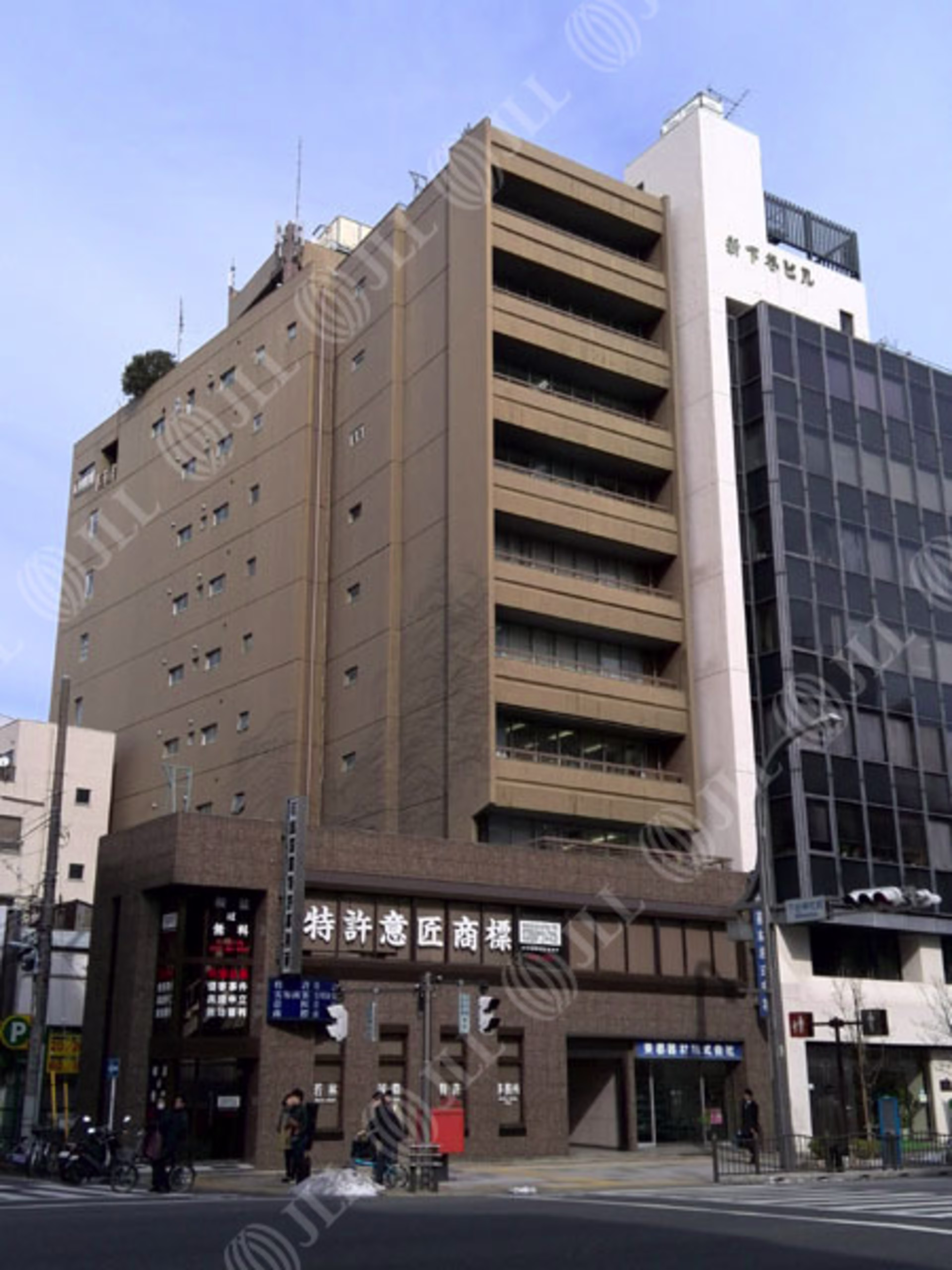 東上野5-1-8