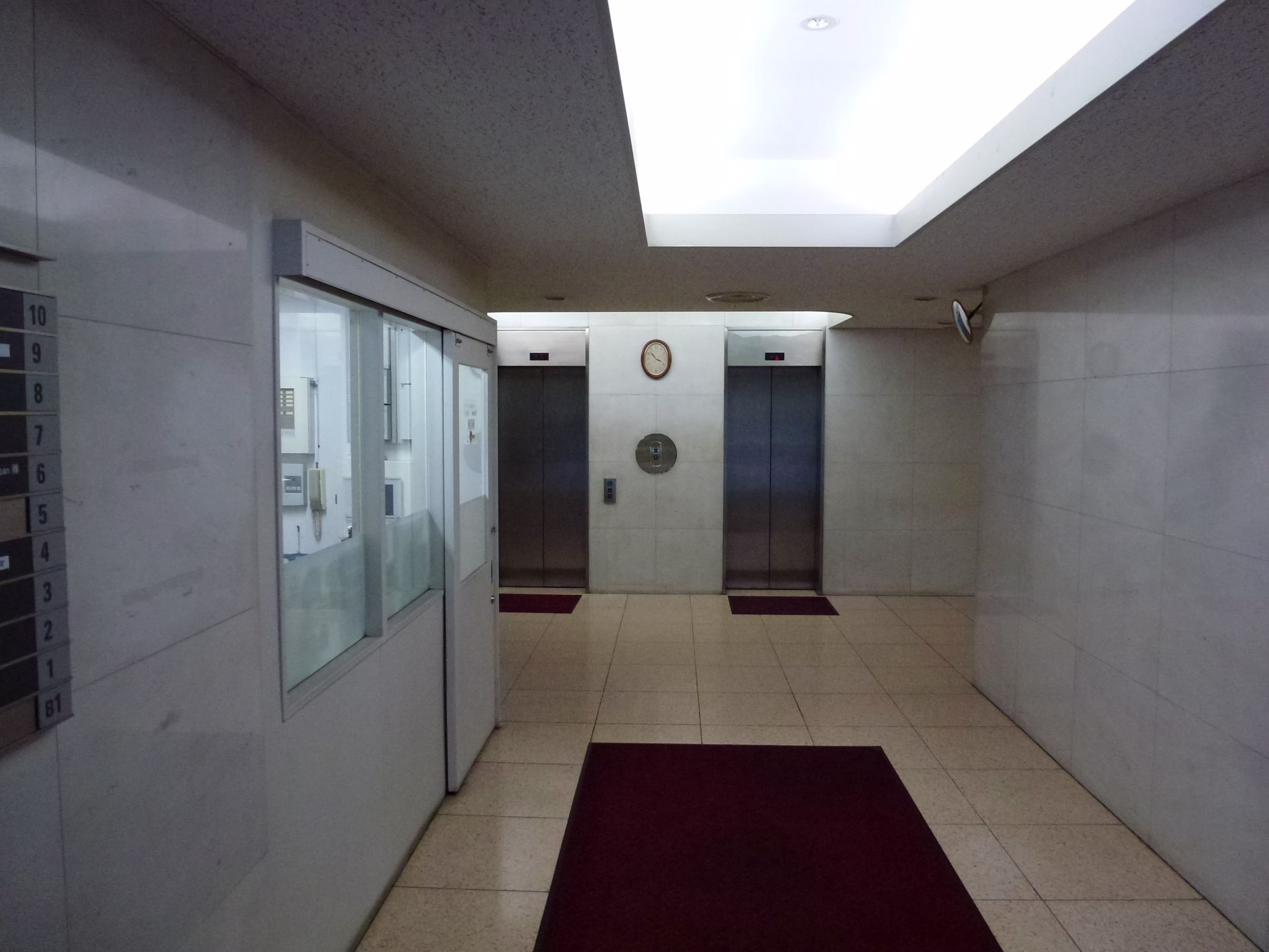 山下町252