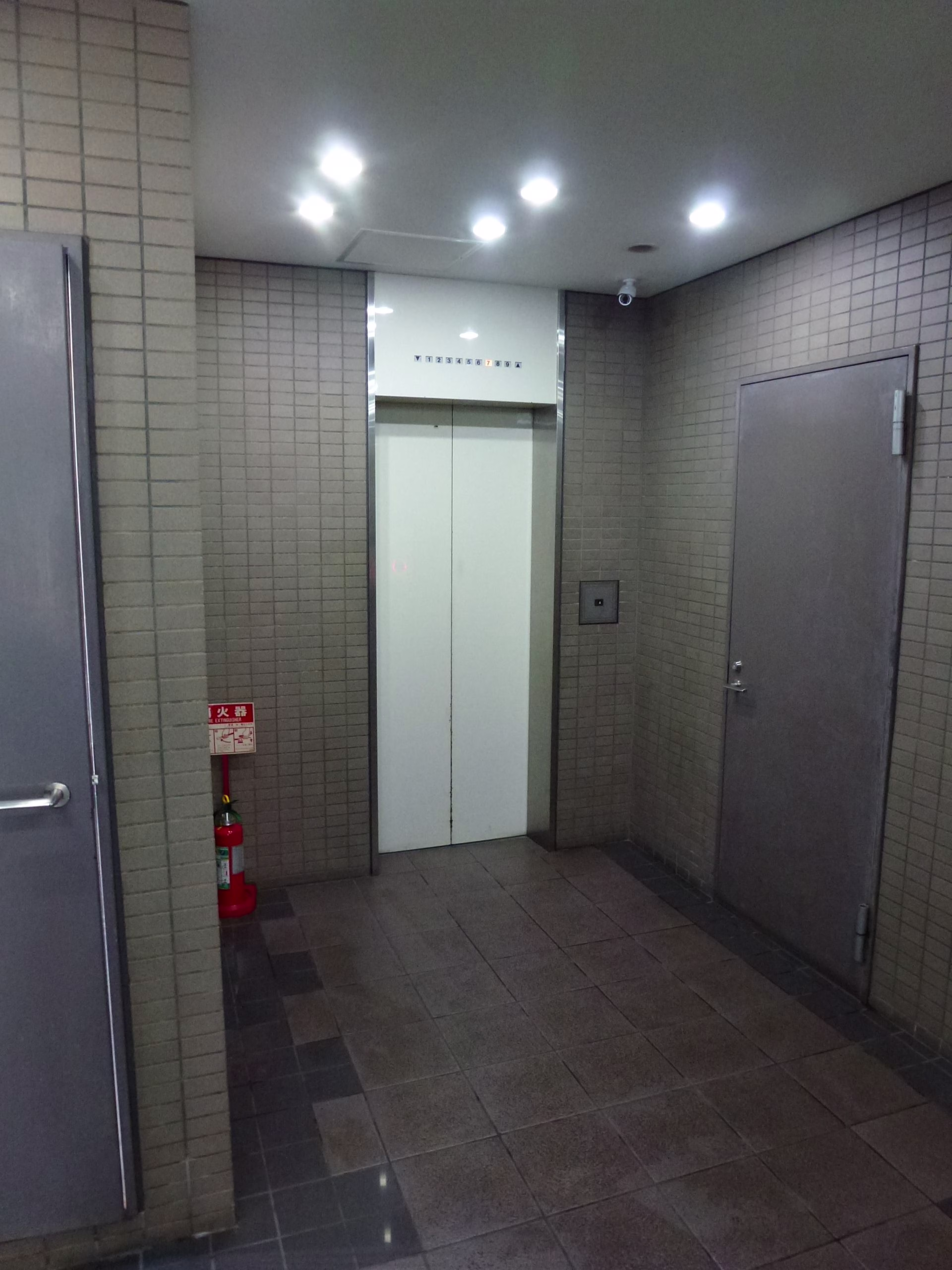 新横浜2-12-3