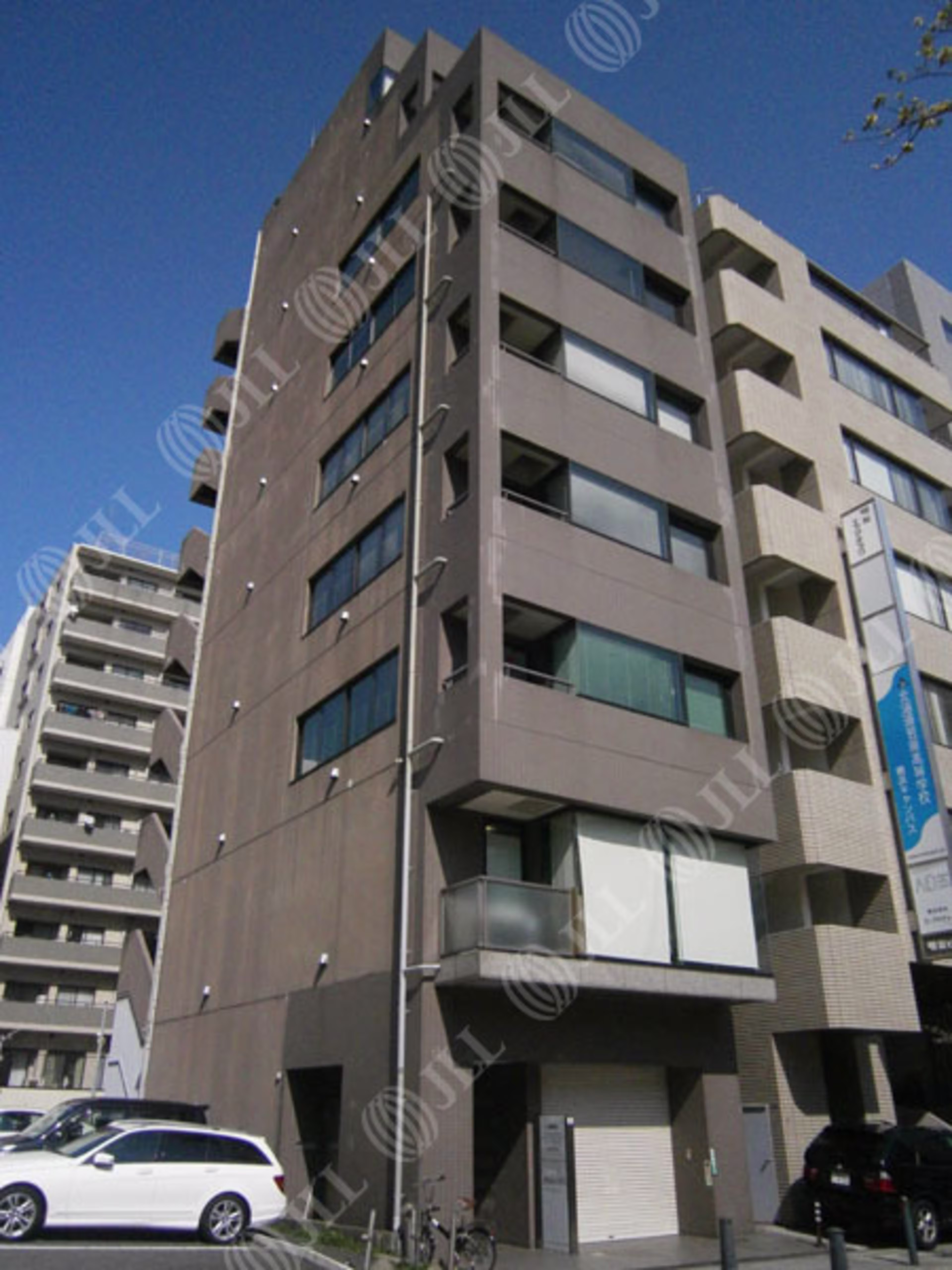 新横浜2-12-3