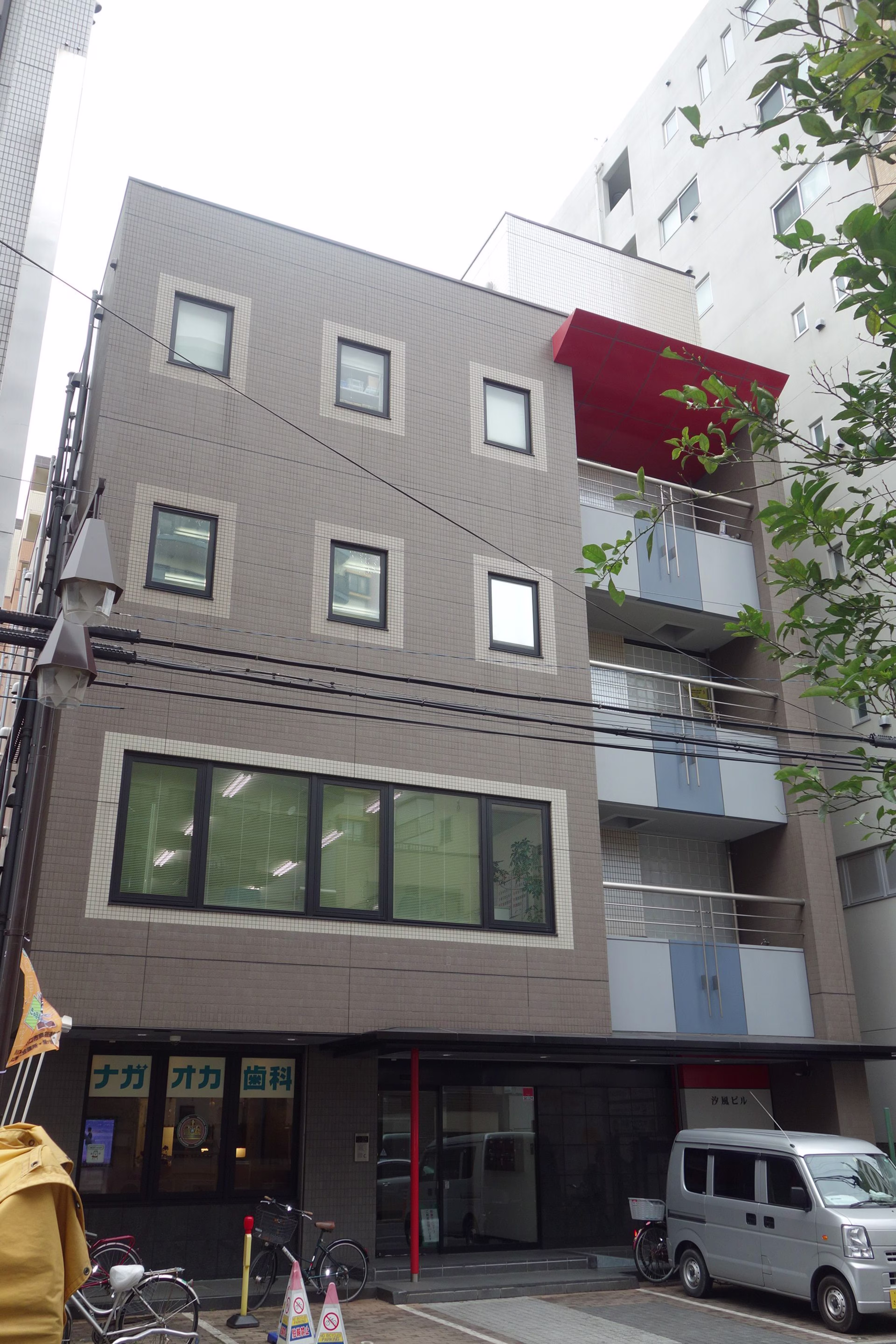 栄町3-3-13