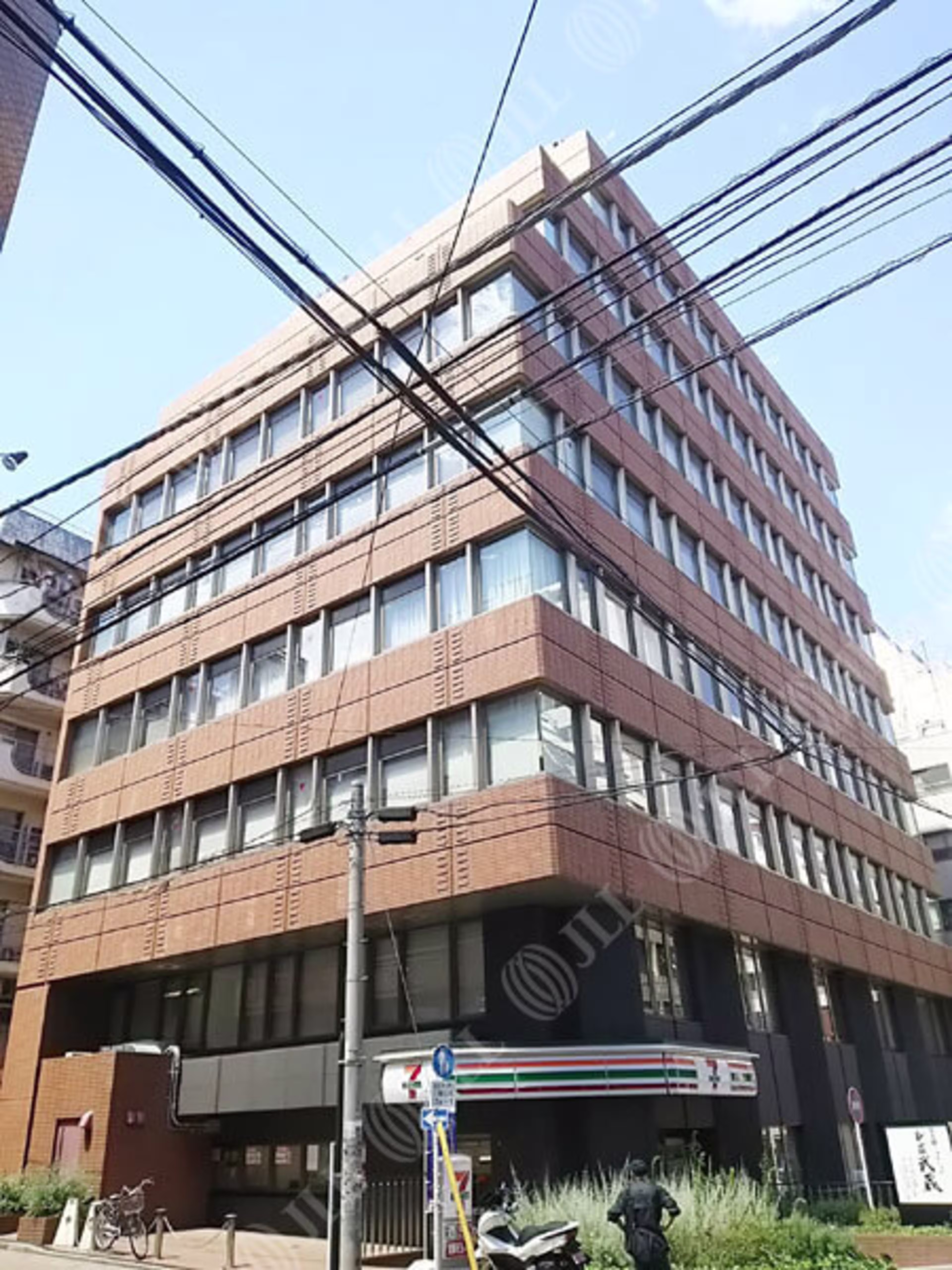 新宿1-23-1