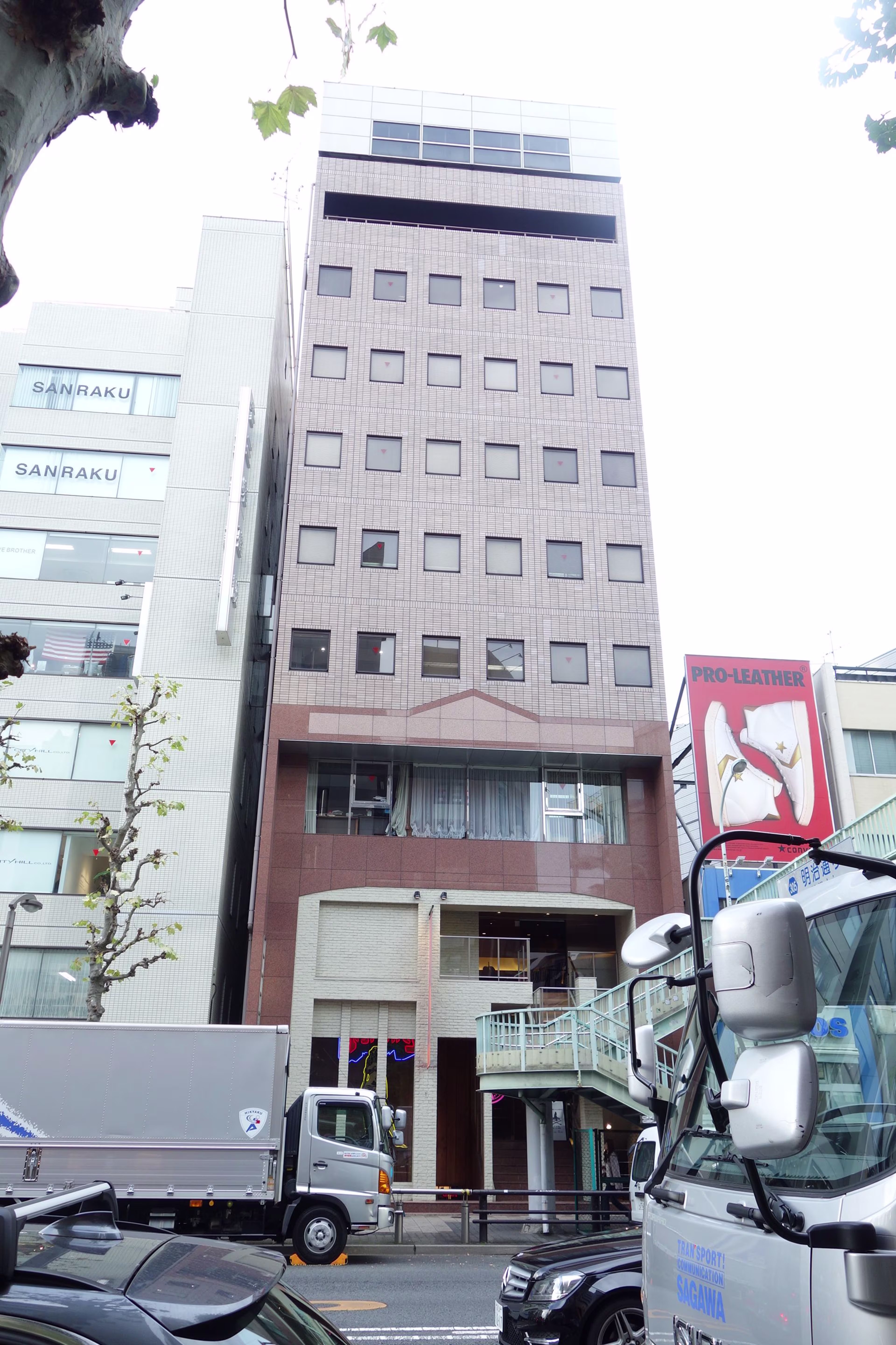 神宮前6-23-2