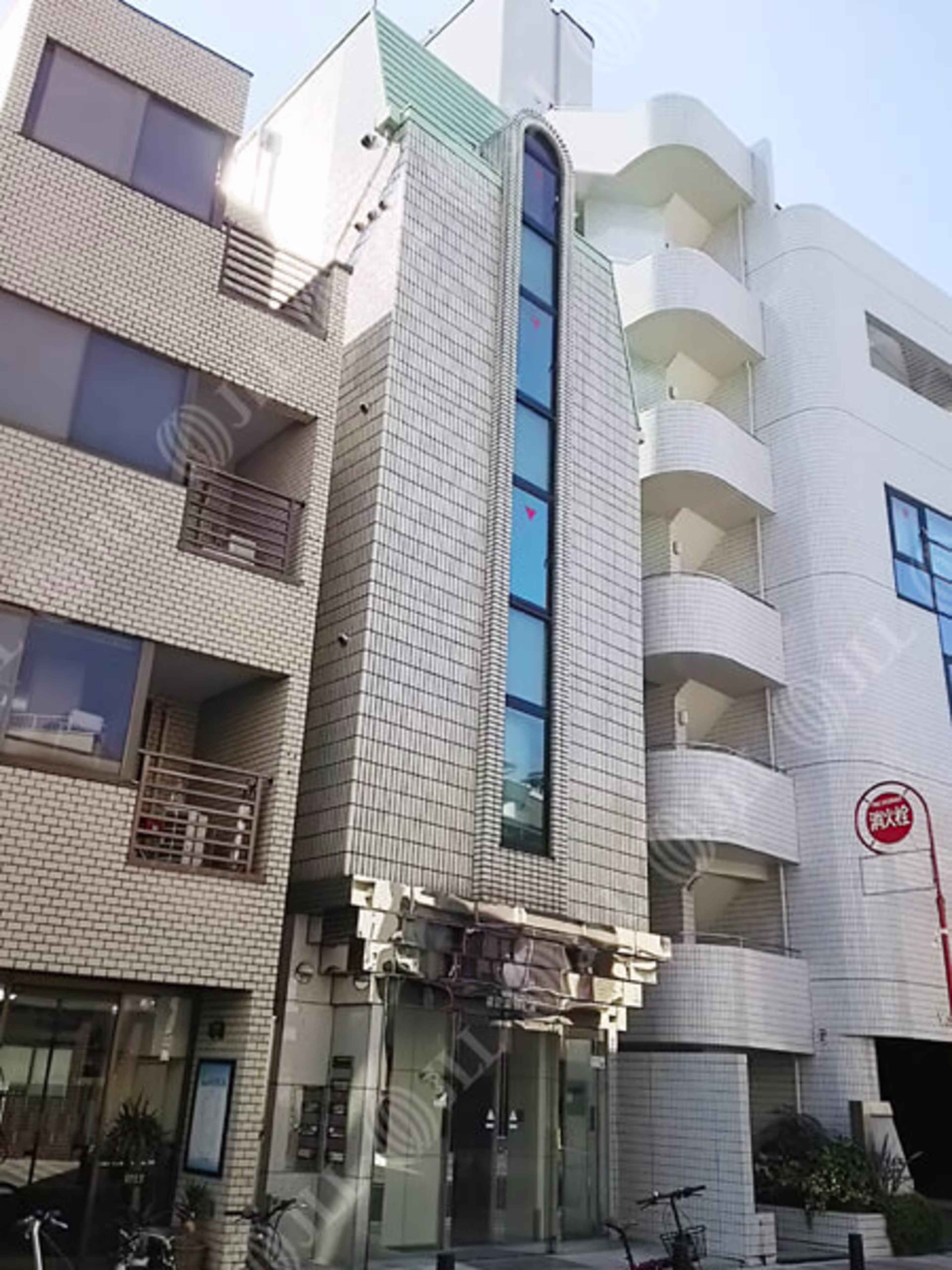 四谷三栄町9