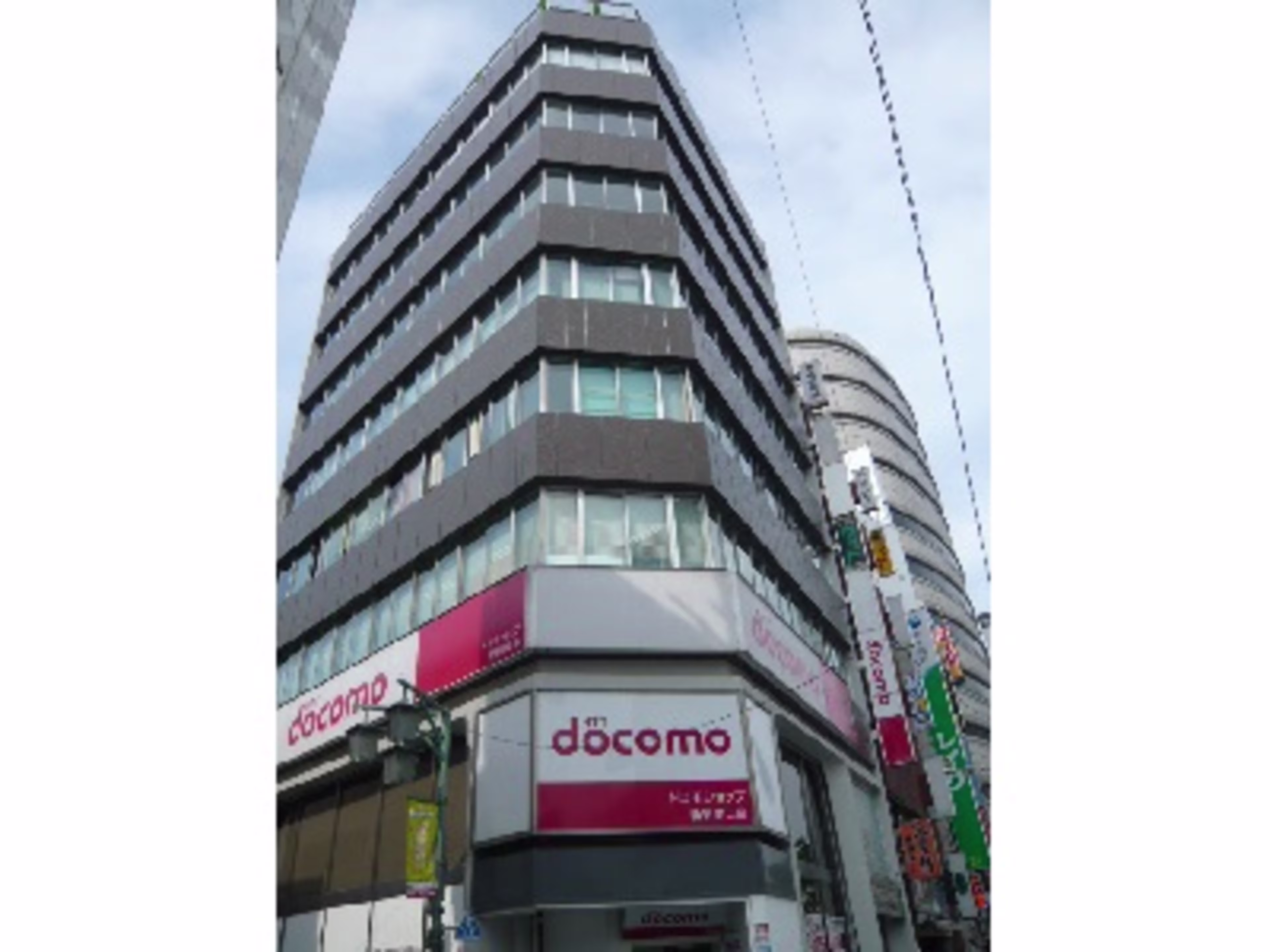 新宿3-35-3