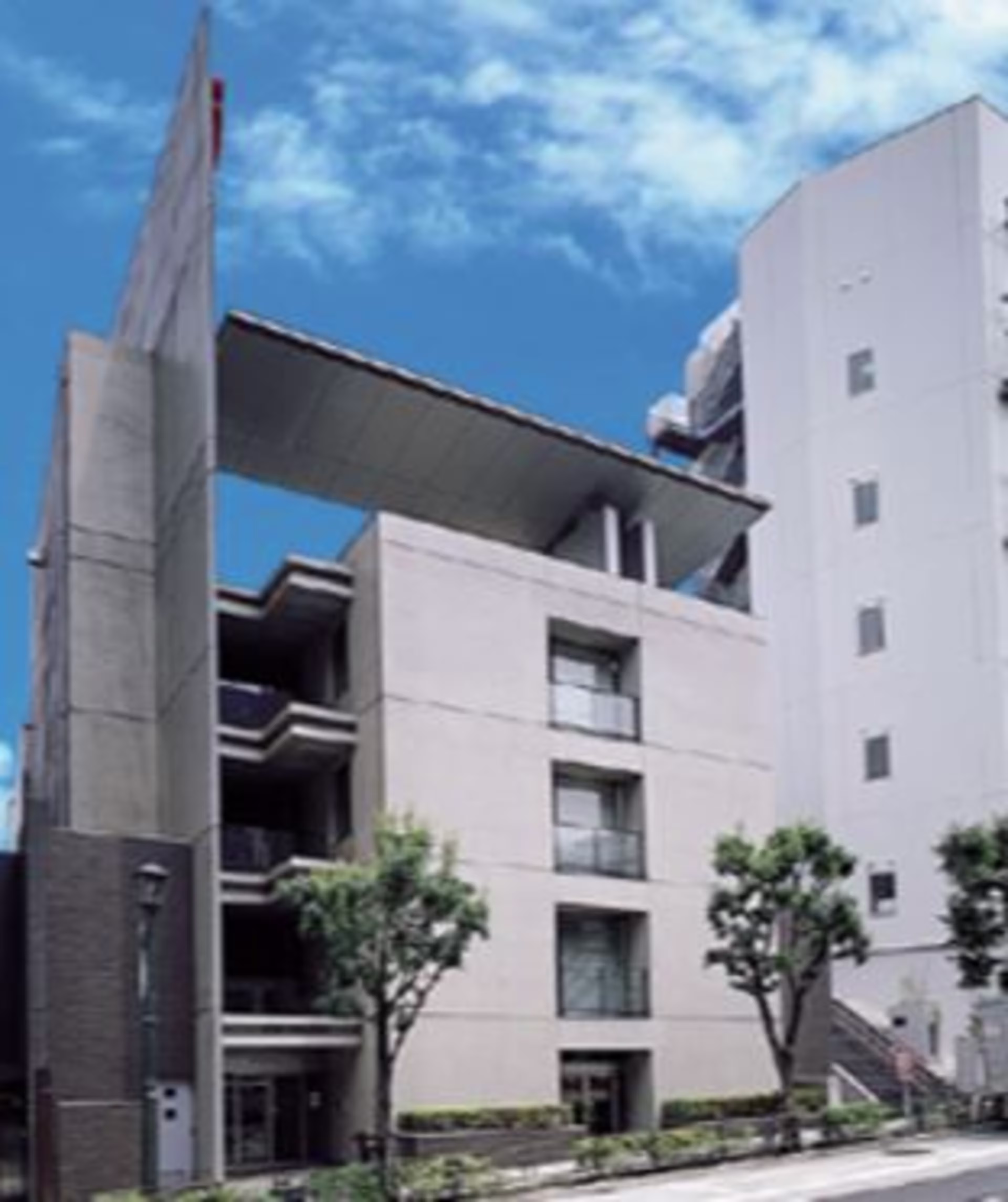 神宮前2-4-11