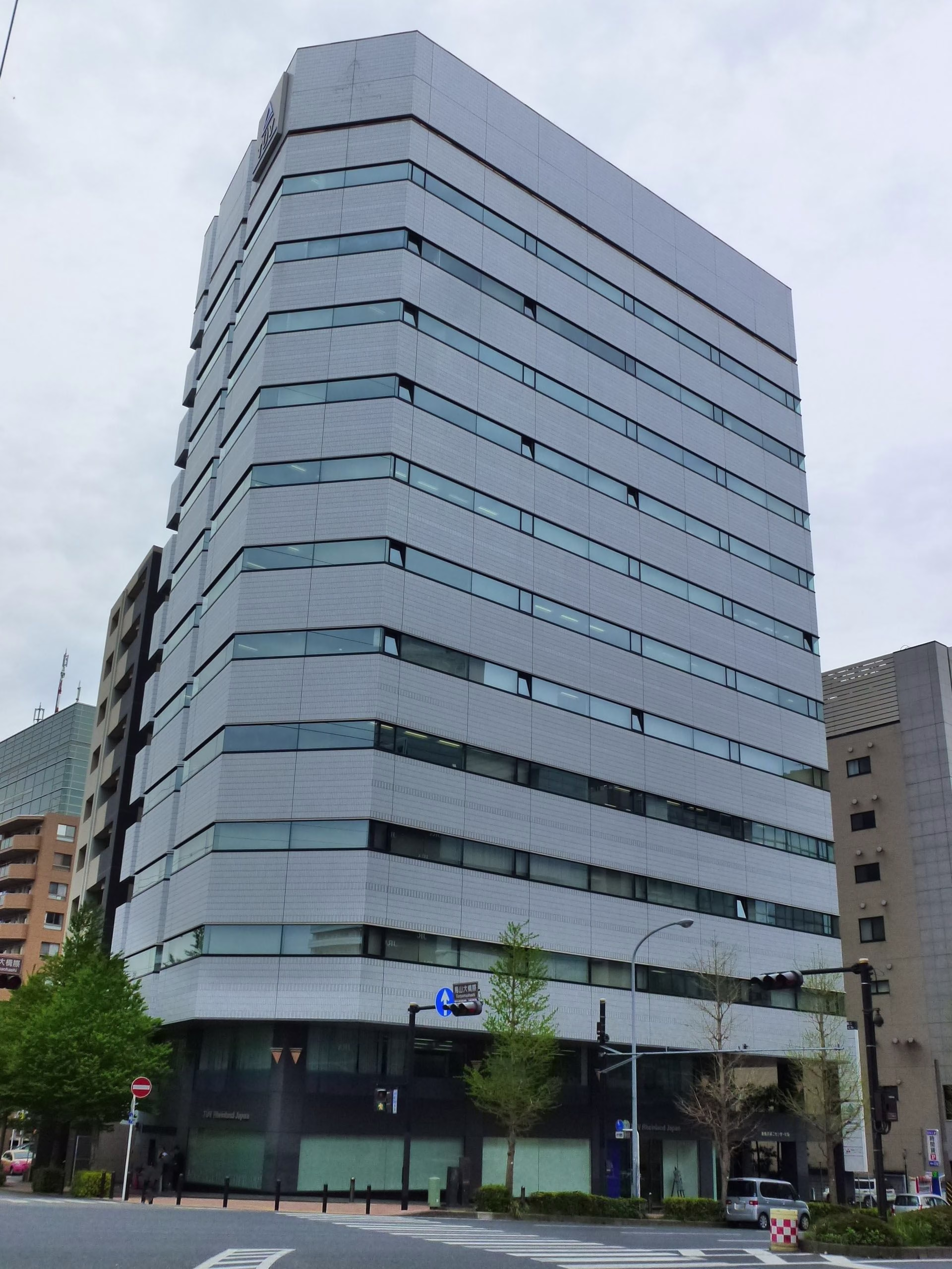 新横浜3-19-5