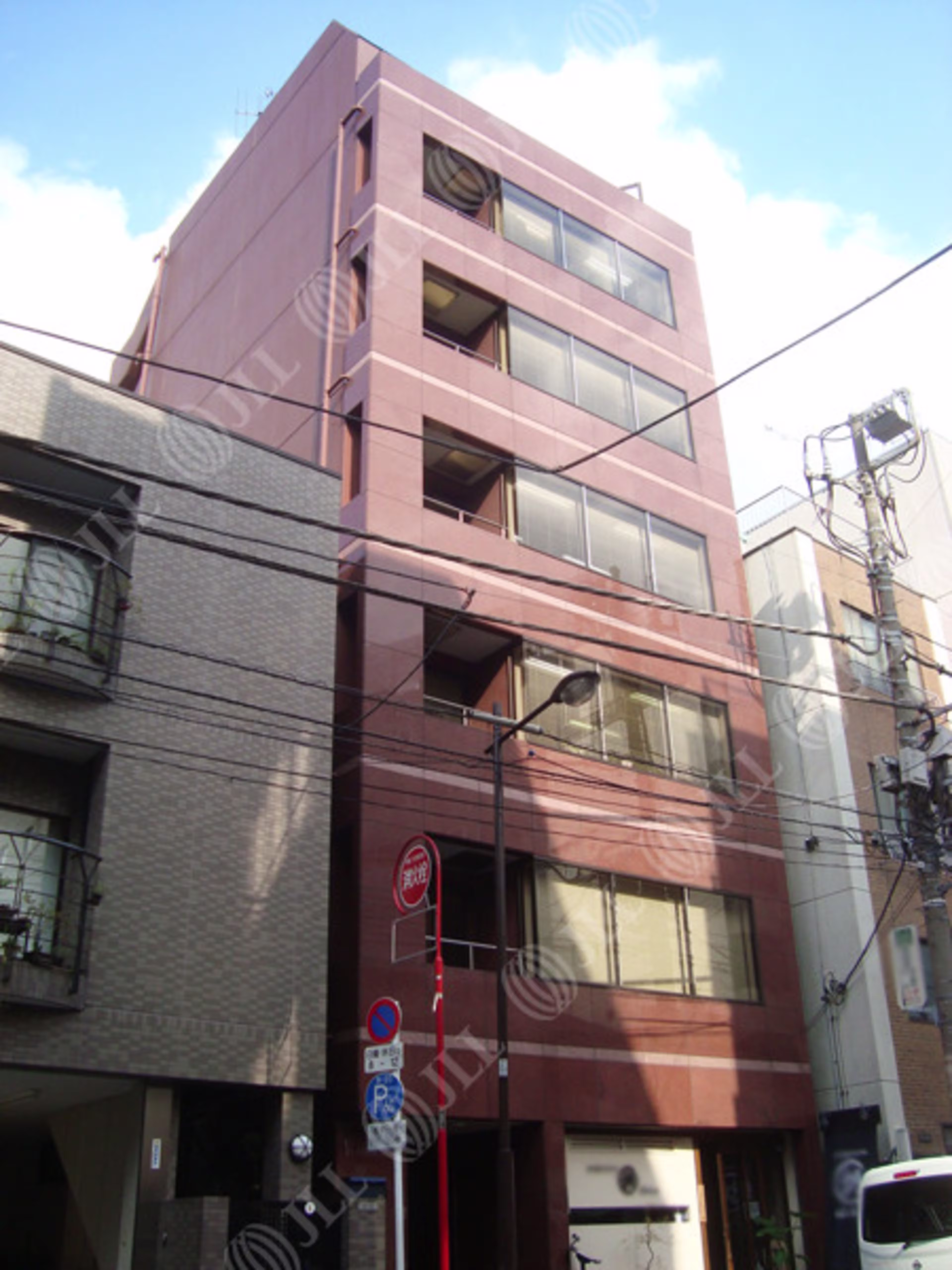 神田神保町2-20-13