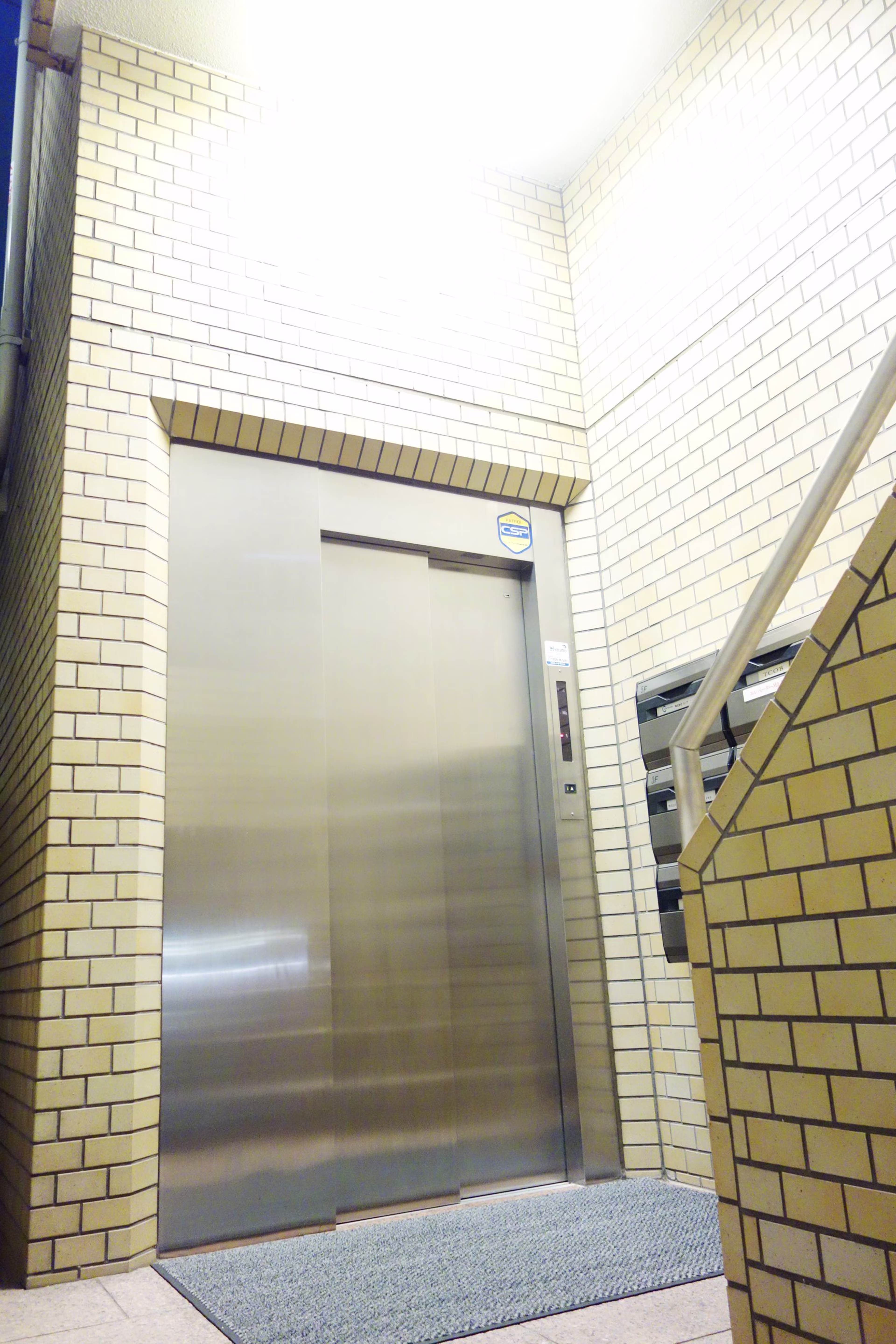 代官山町12-19