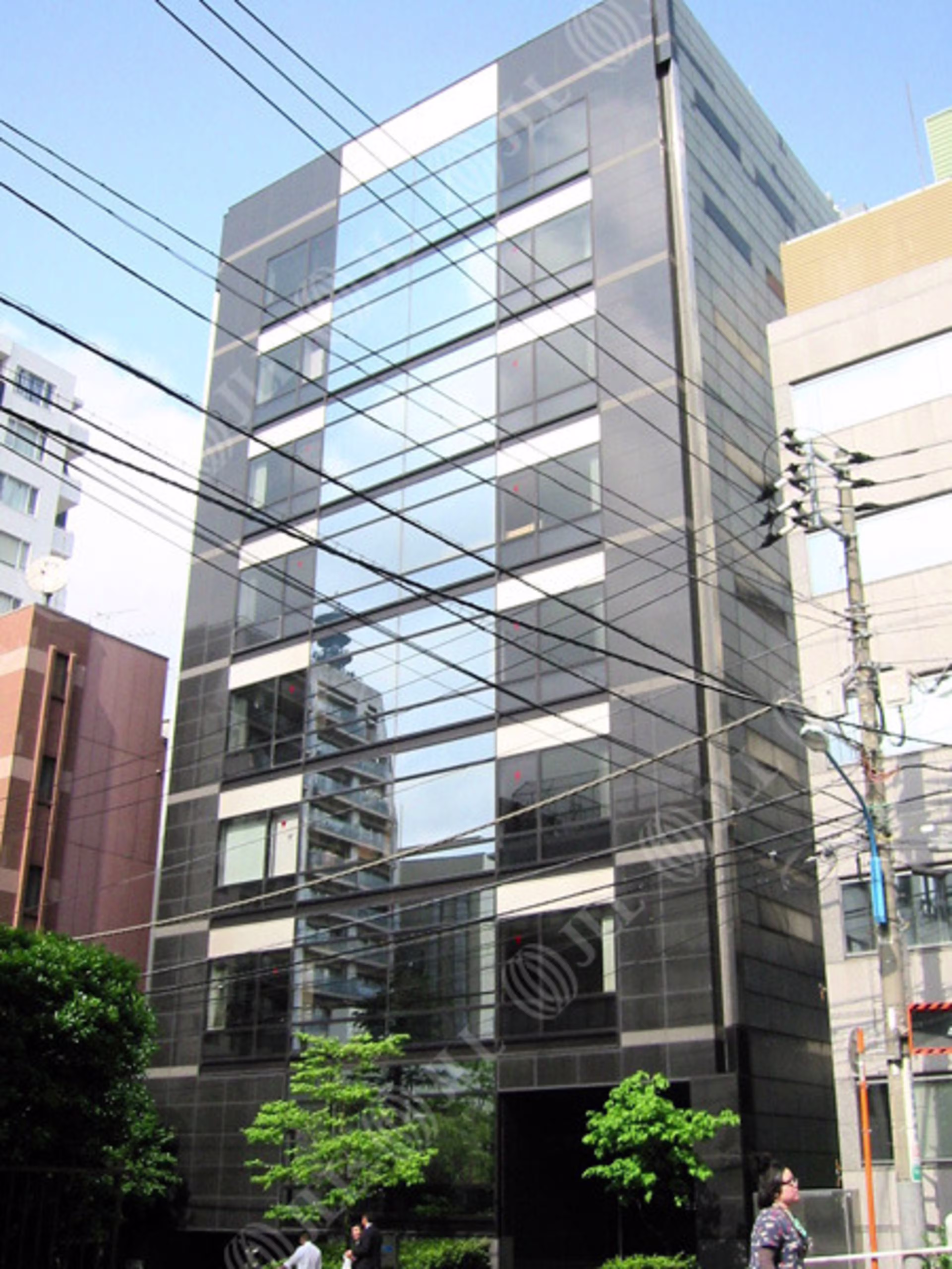 市谷本村町2-21