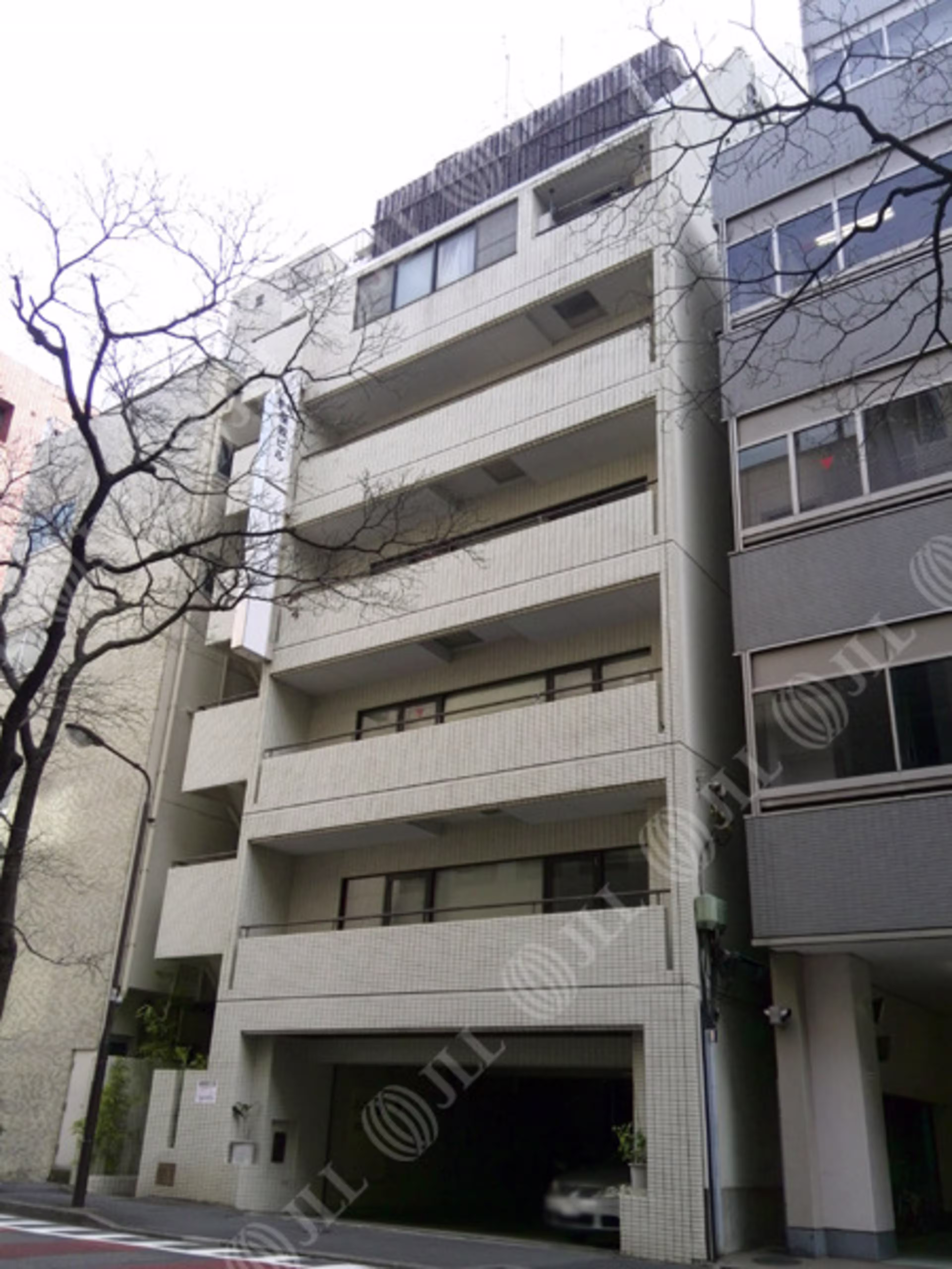 麹町1-6