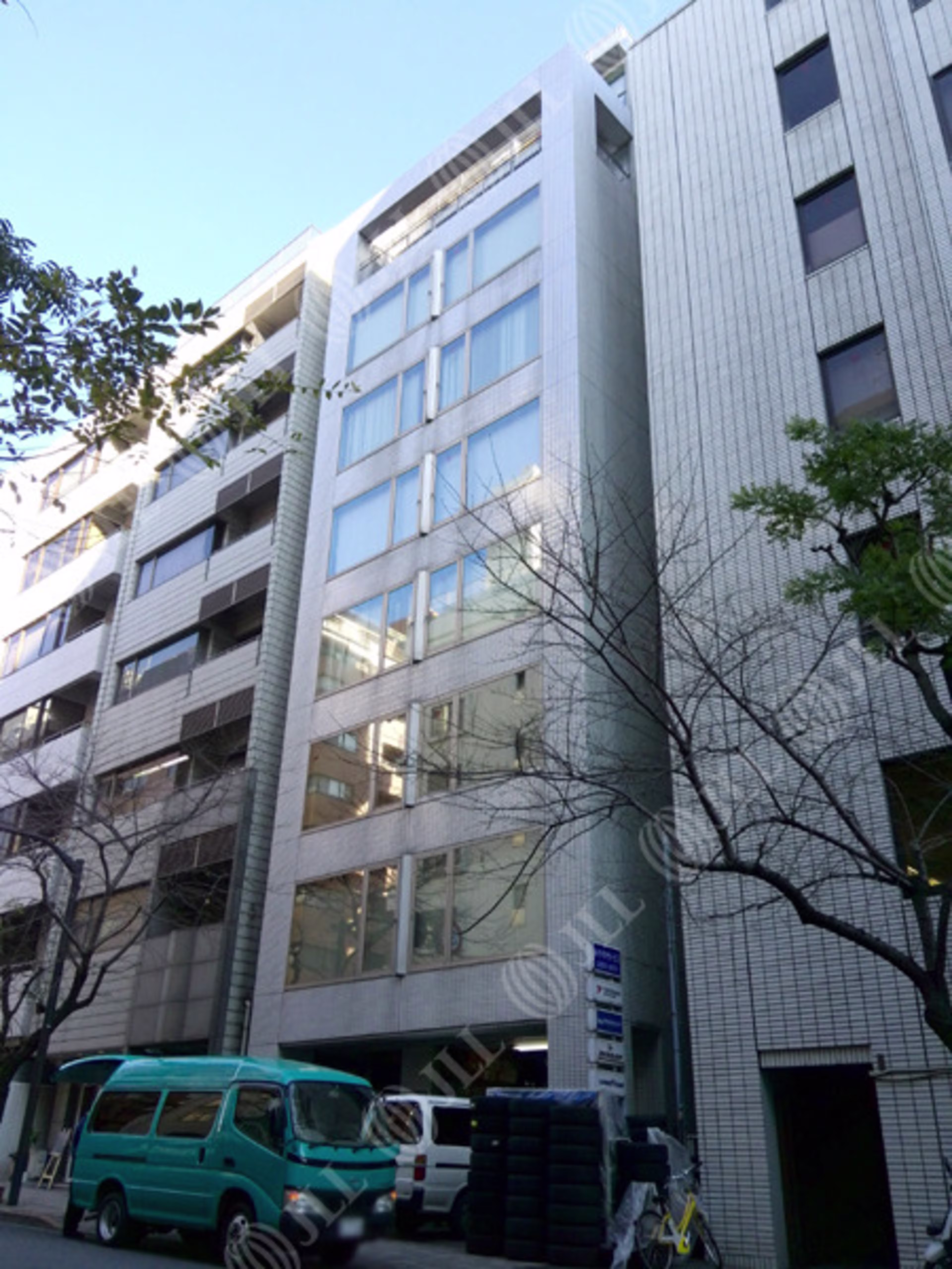隼町3-19