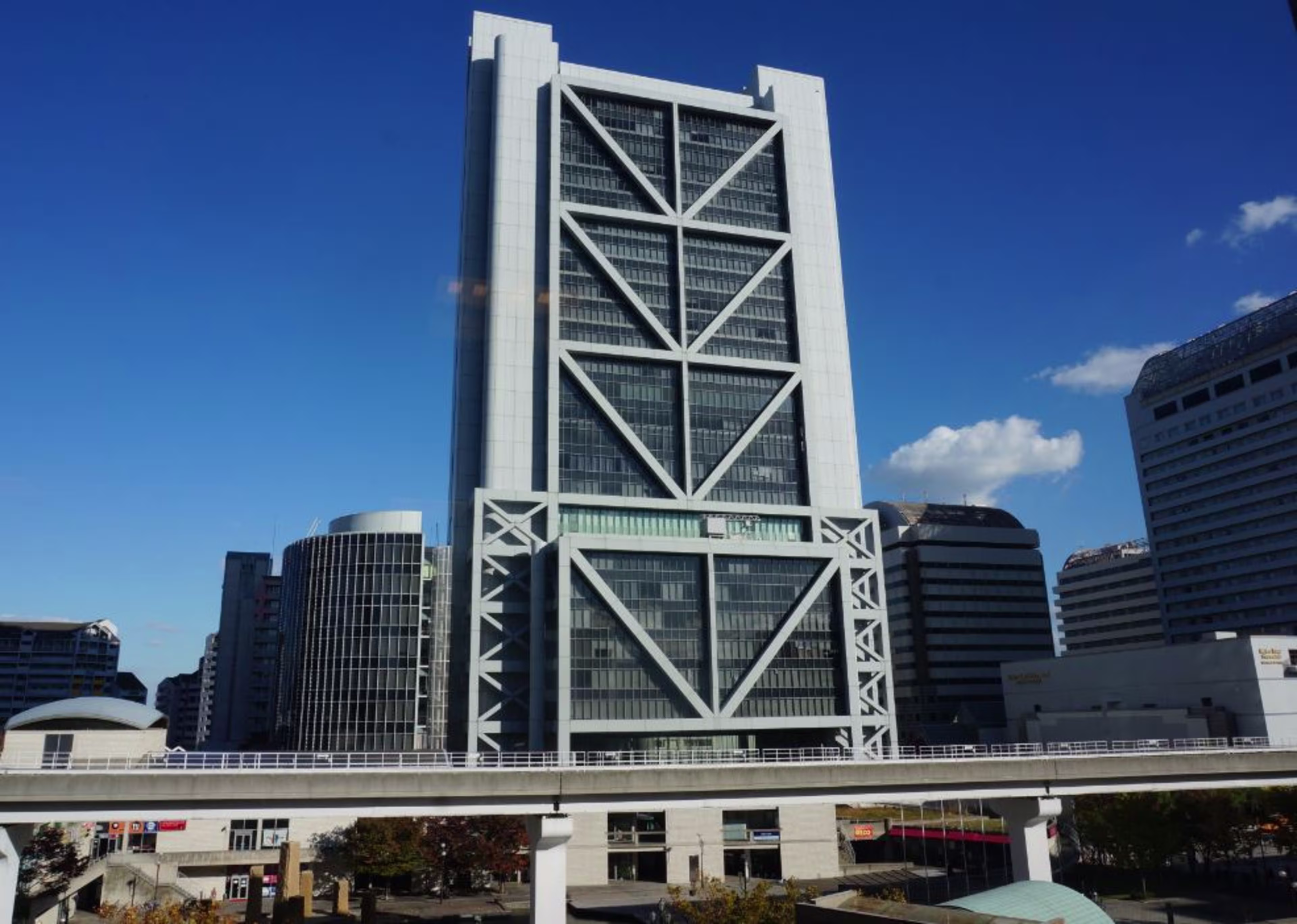 向洋町中1-17