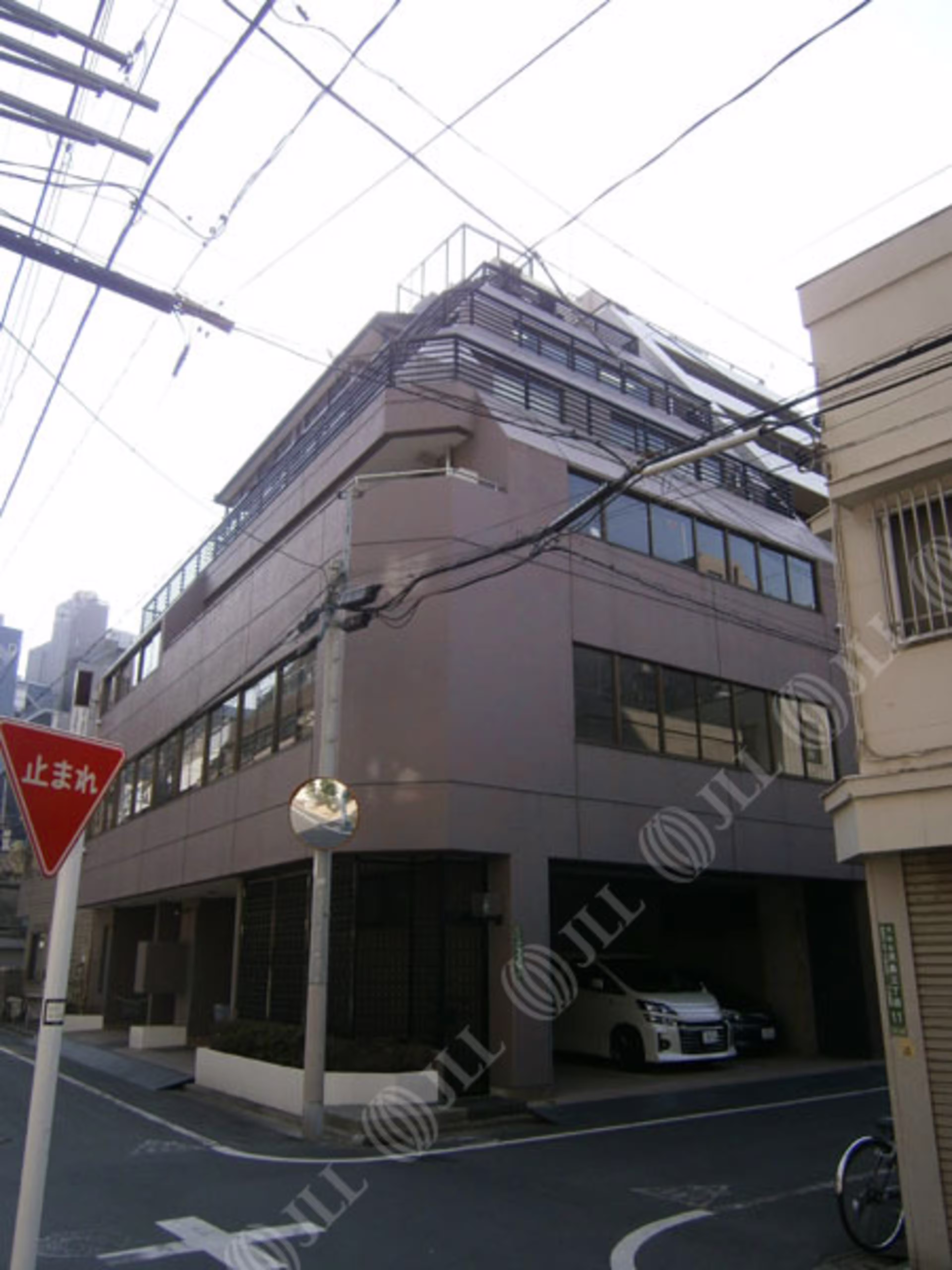 湯島3-8-9