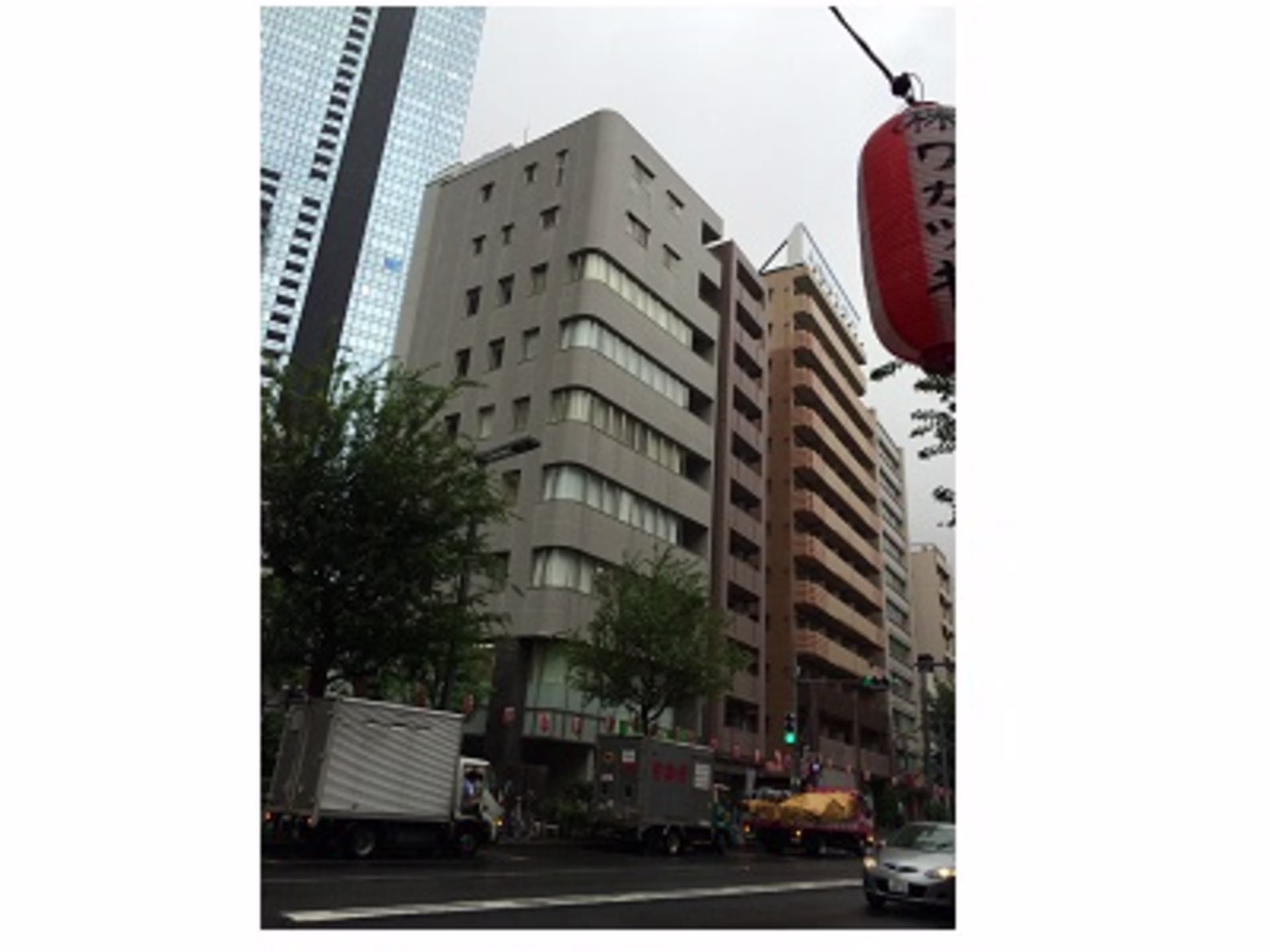 西新宿6-17-10