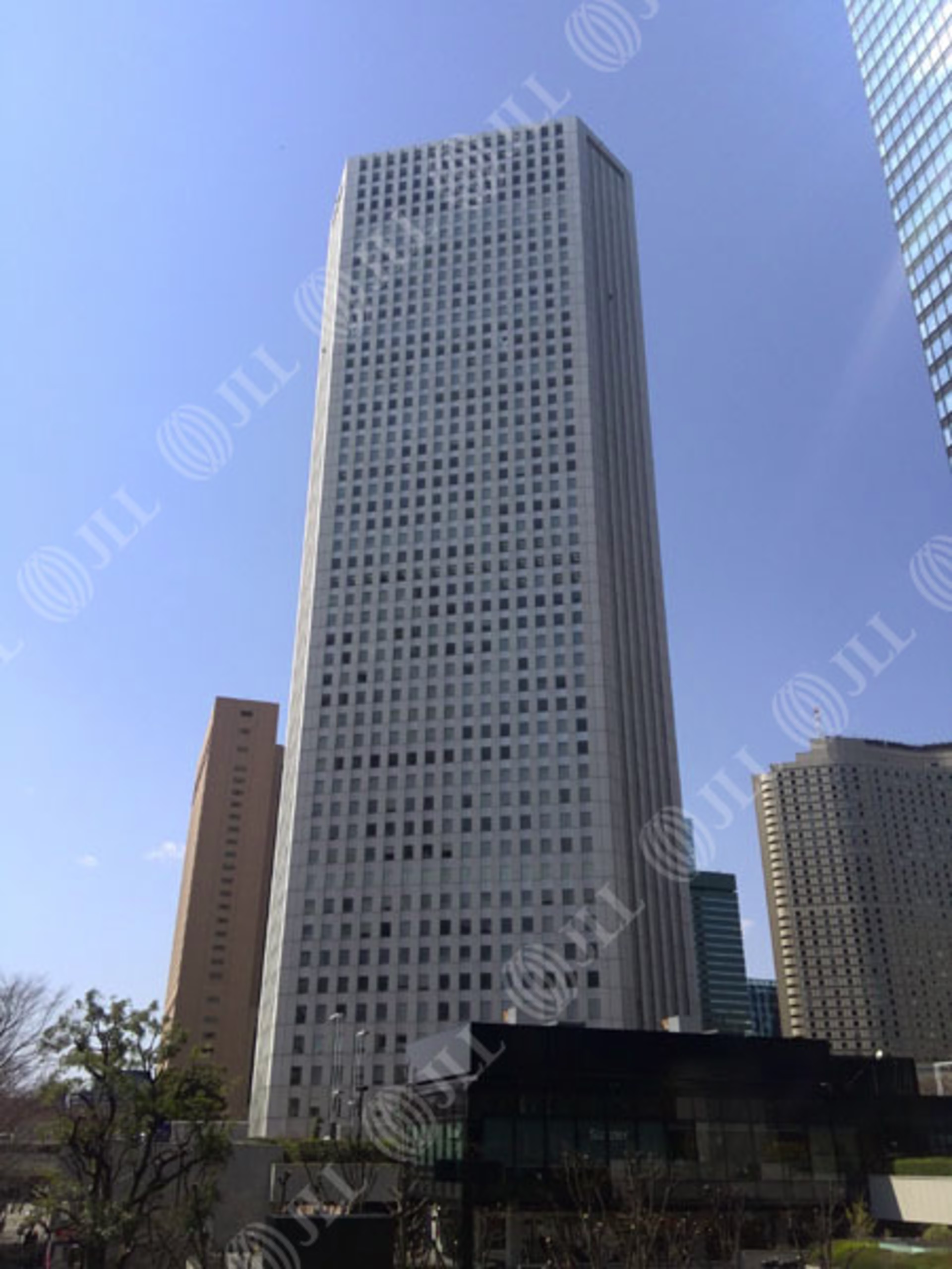 西新宿2-6-1
