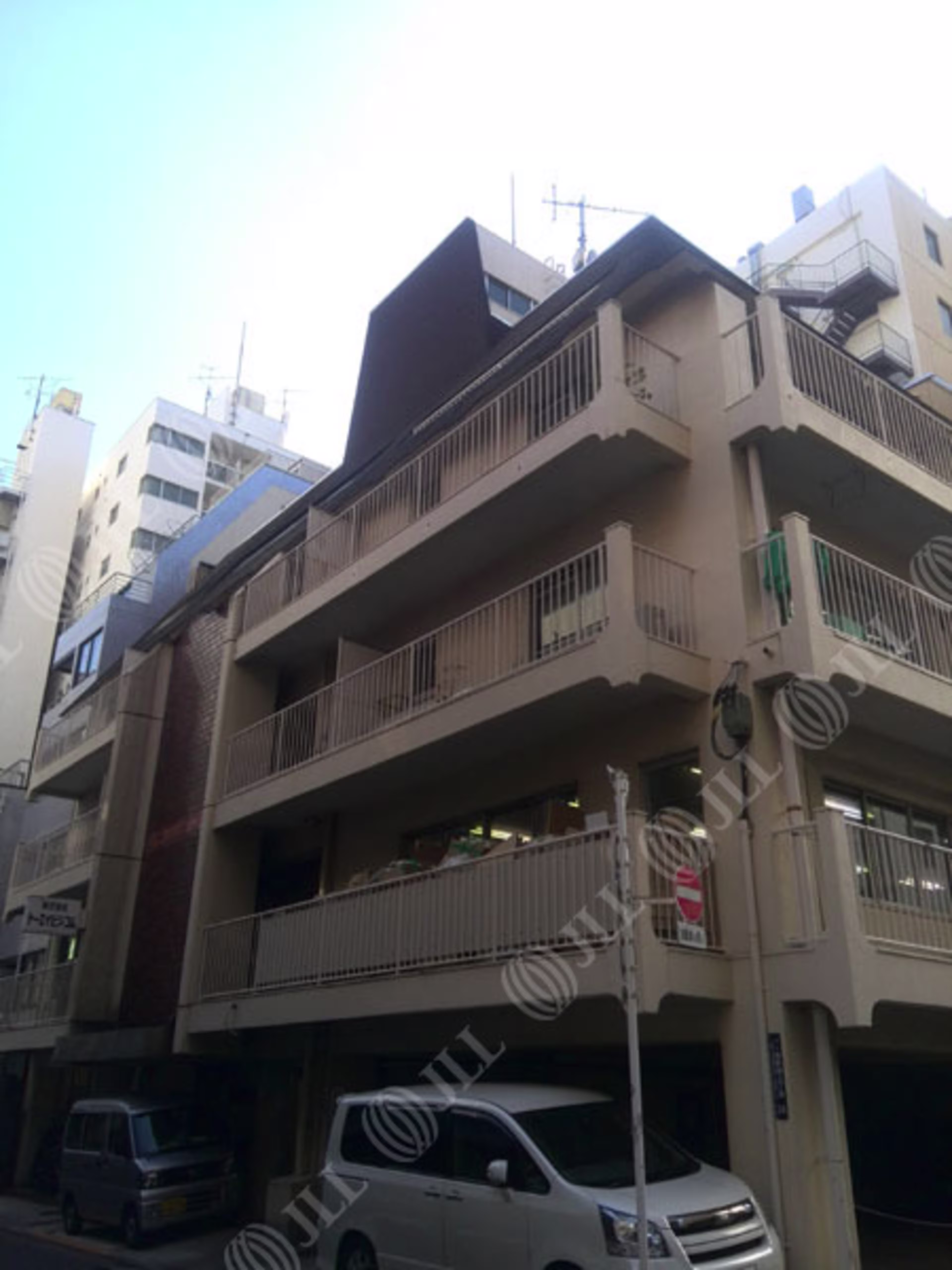 西新橋3-24-1