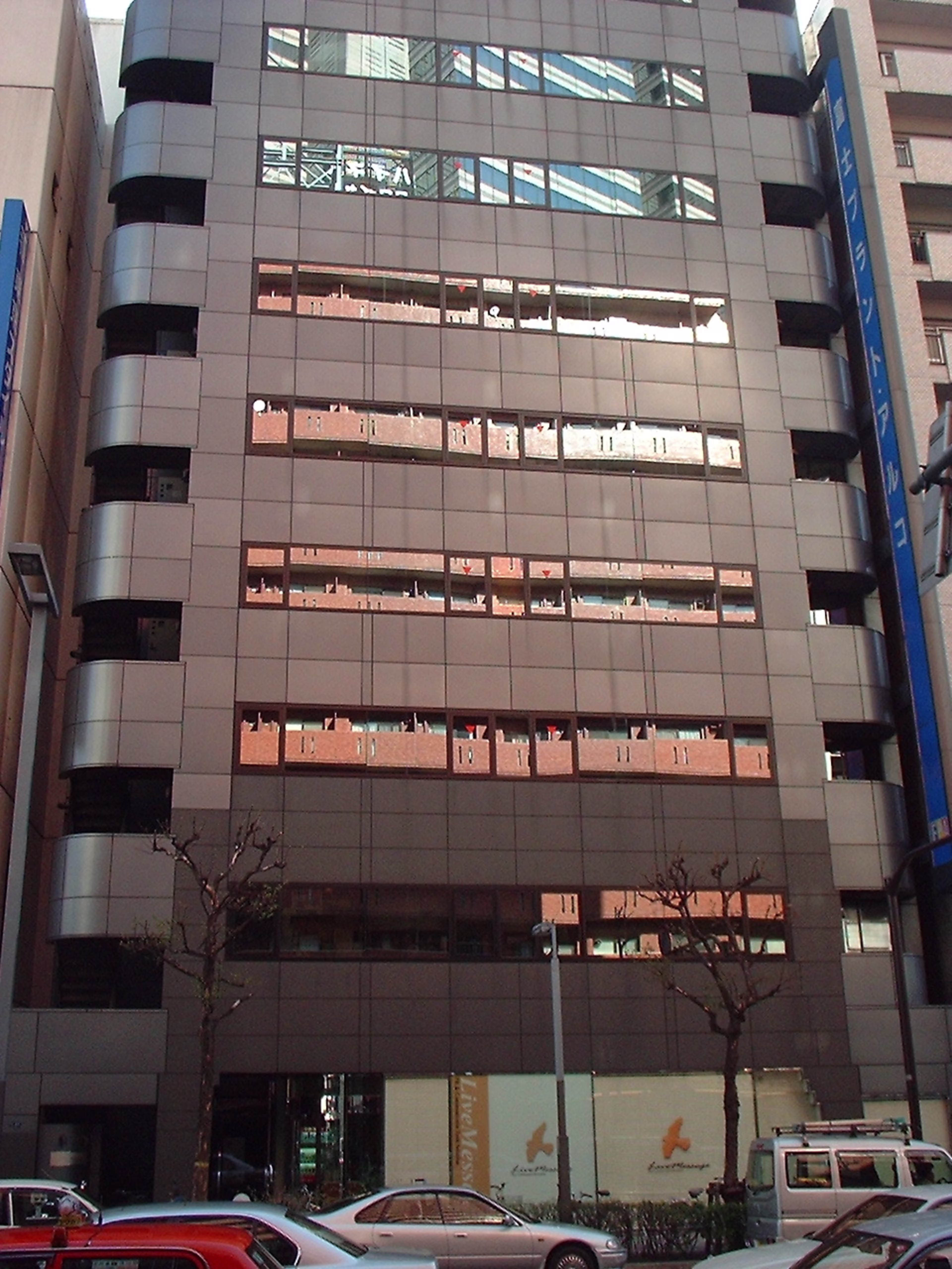 西新宿3-9-6