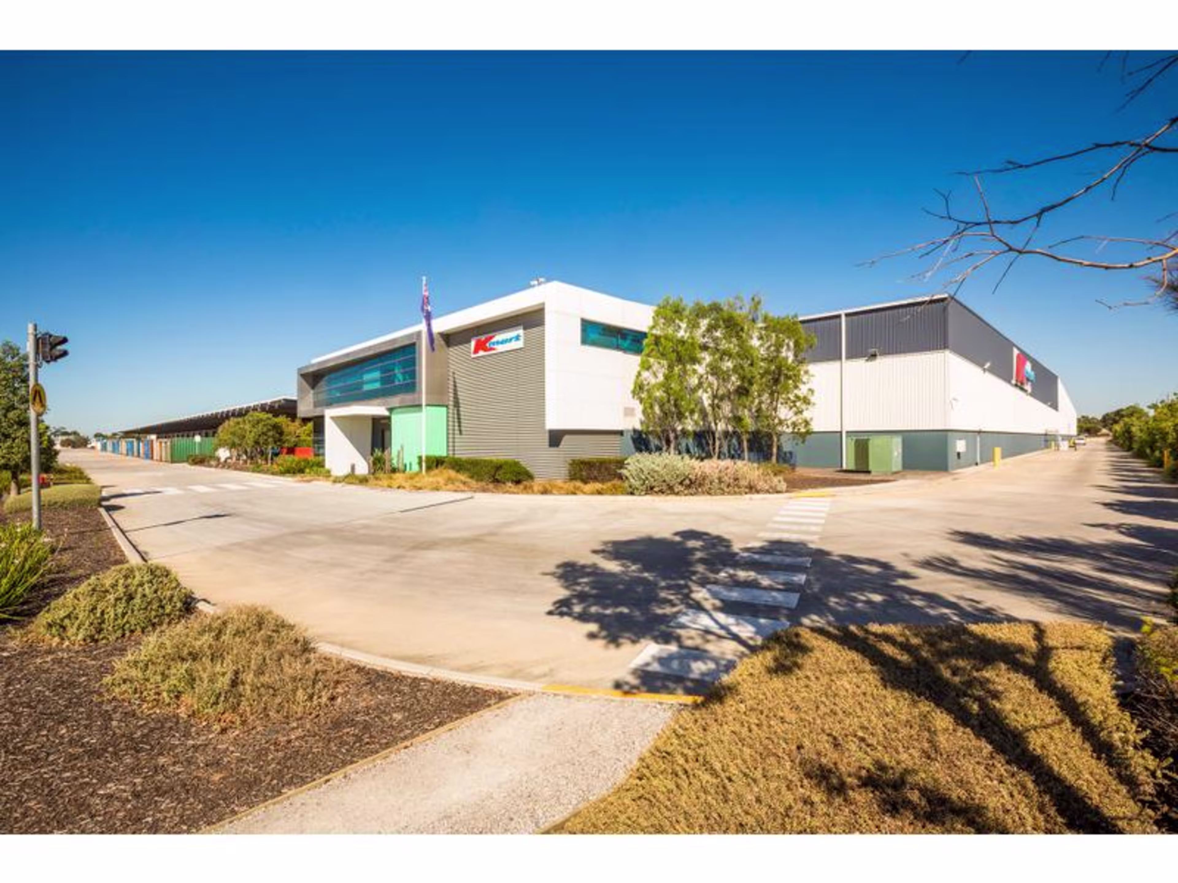 2 - 12 Banfield Court