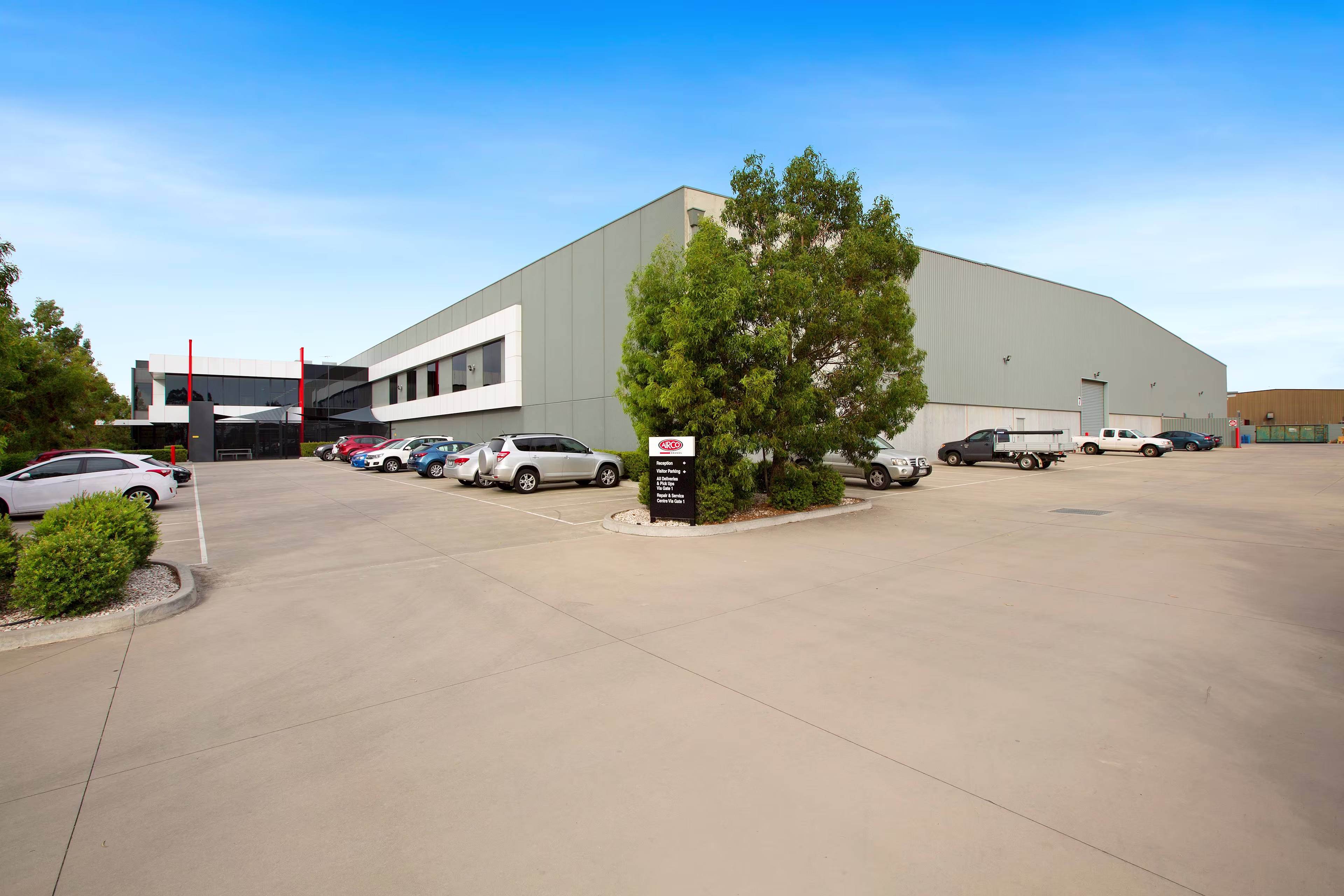 25 Logis Boulevard