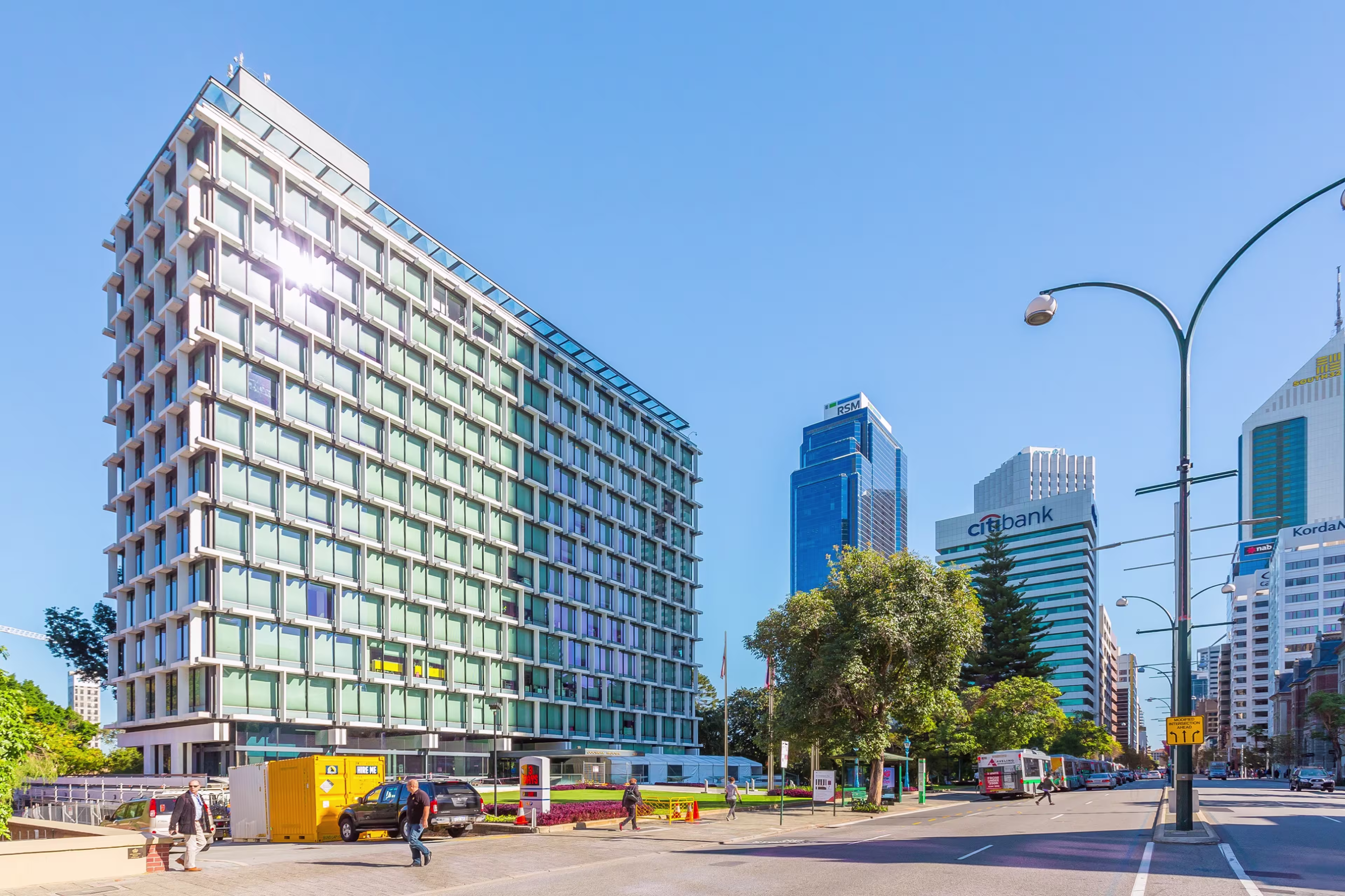 8 St Georges Terrace