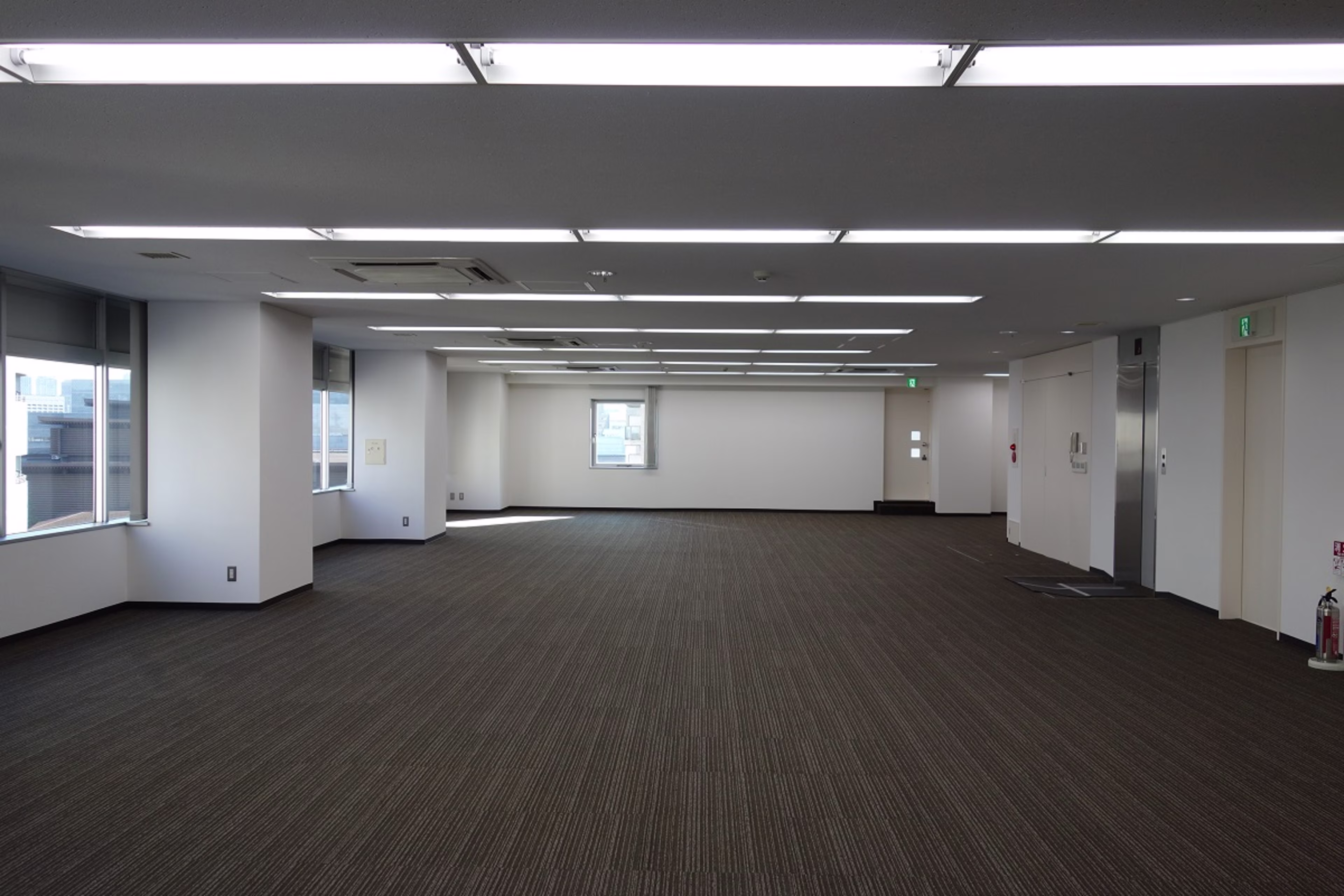 隼町2-19