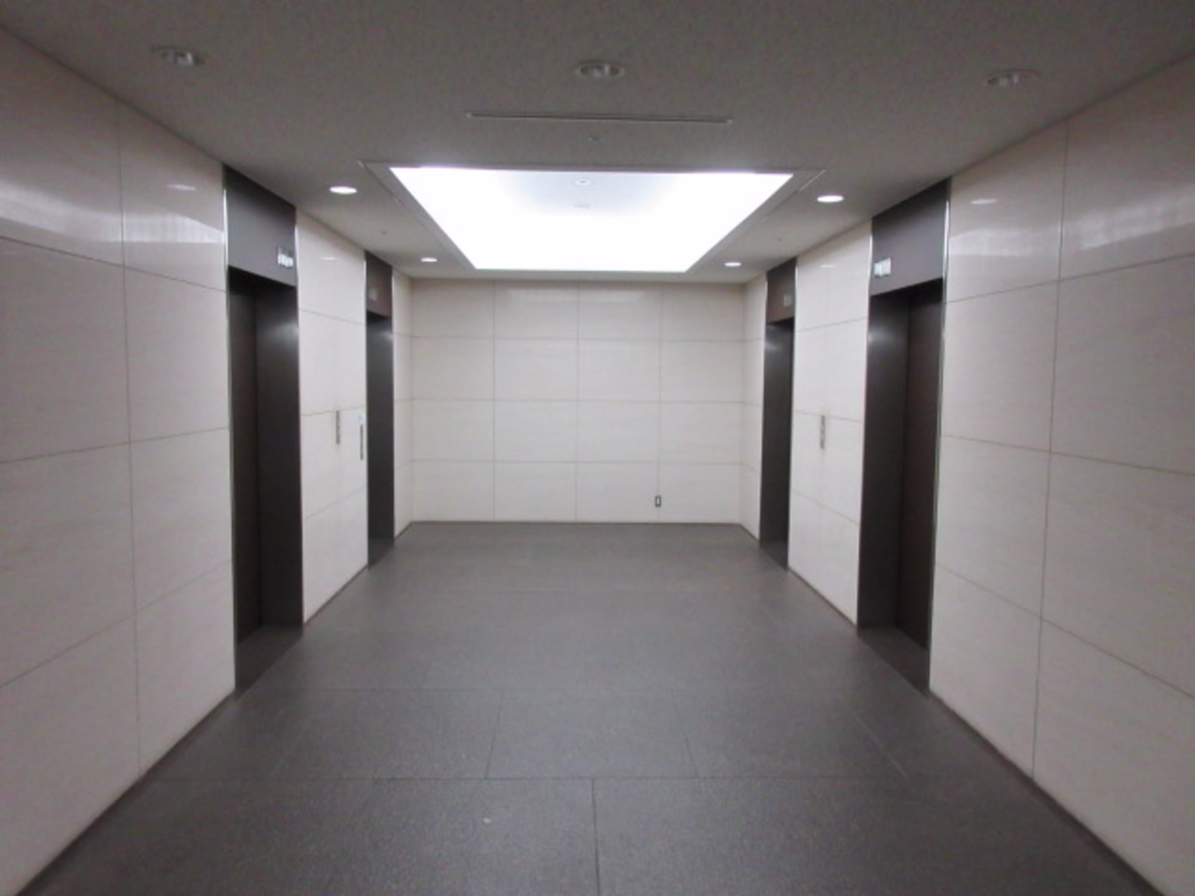 日進町1-14