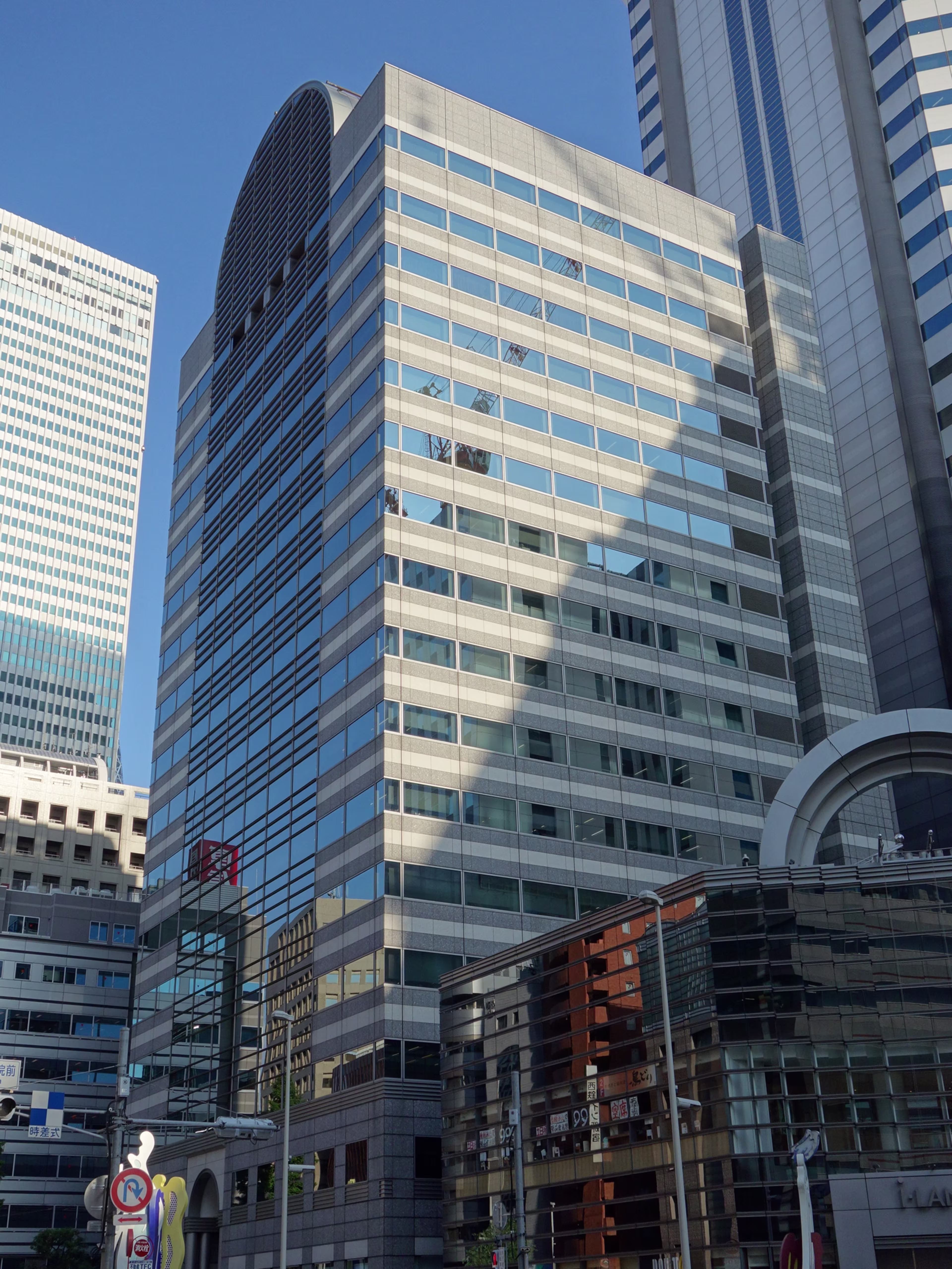 西新宿6-3-1