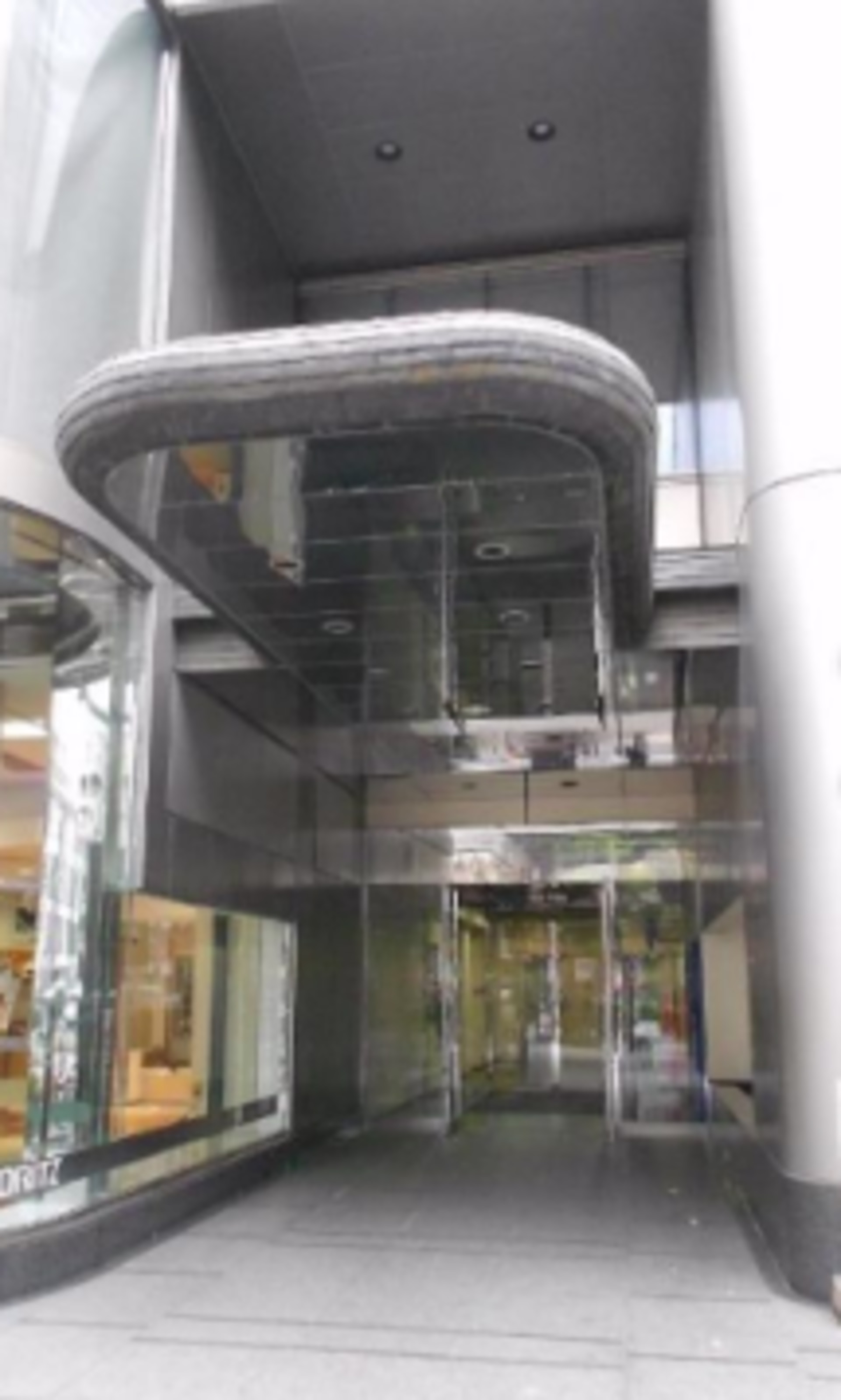 博多駅東3-1-1