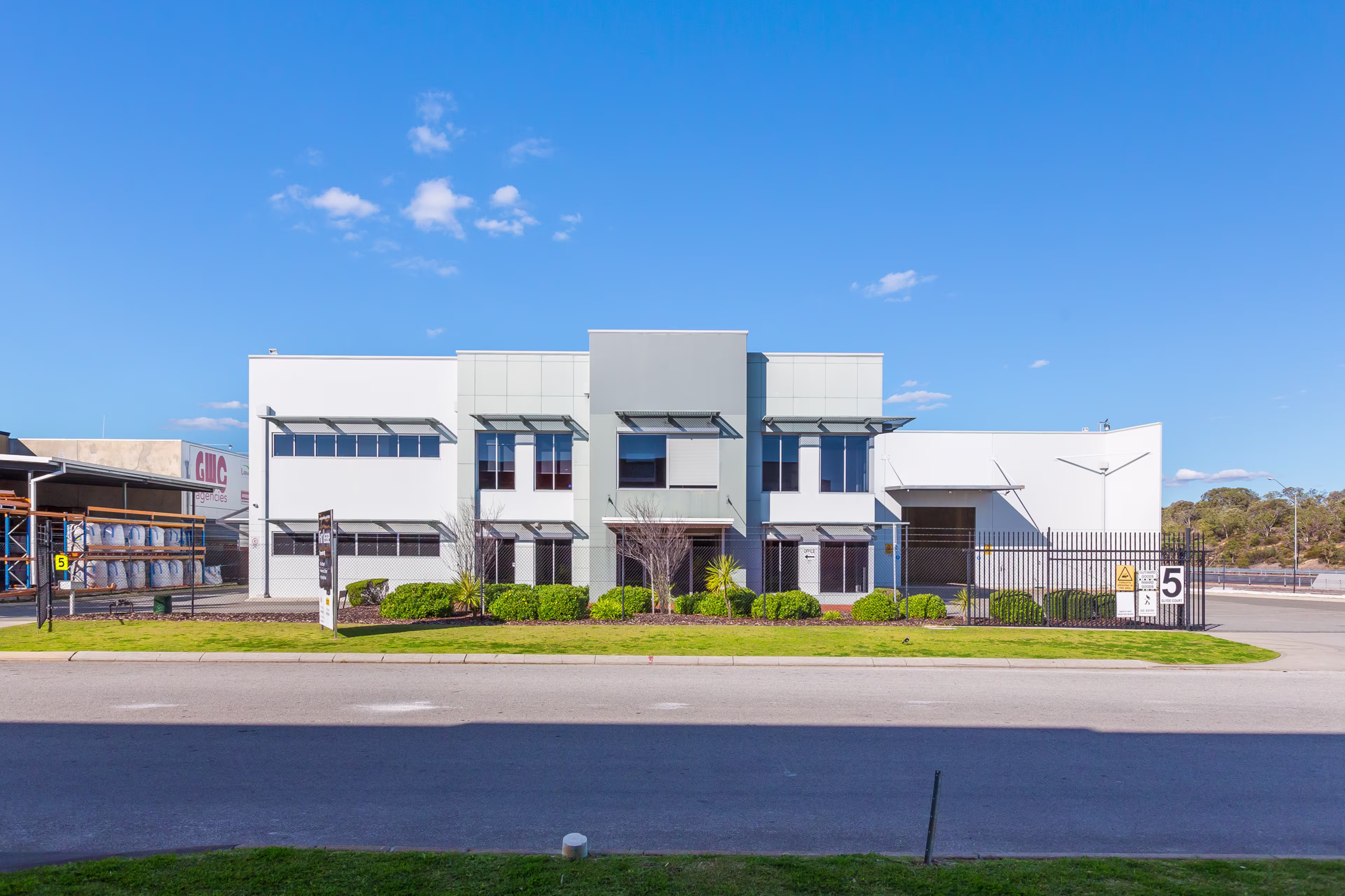 5 Glyde Court