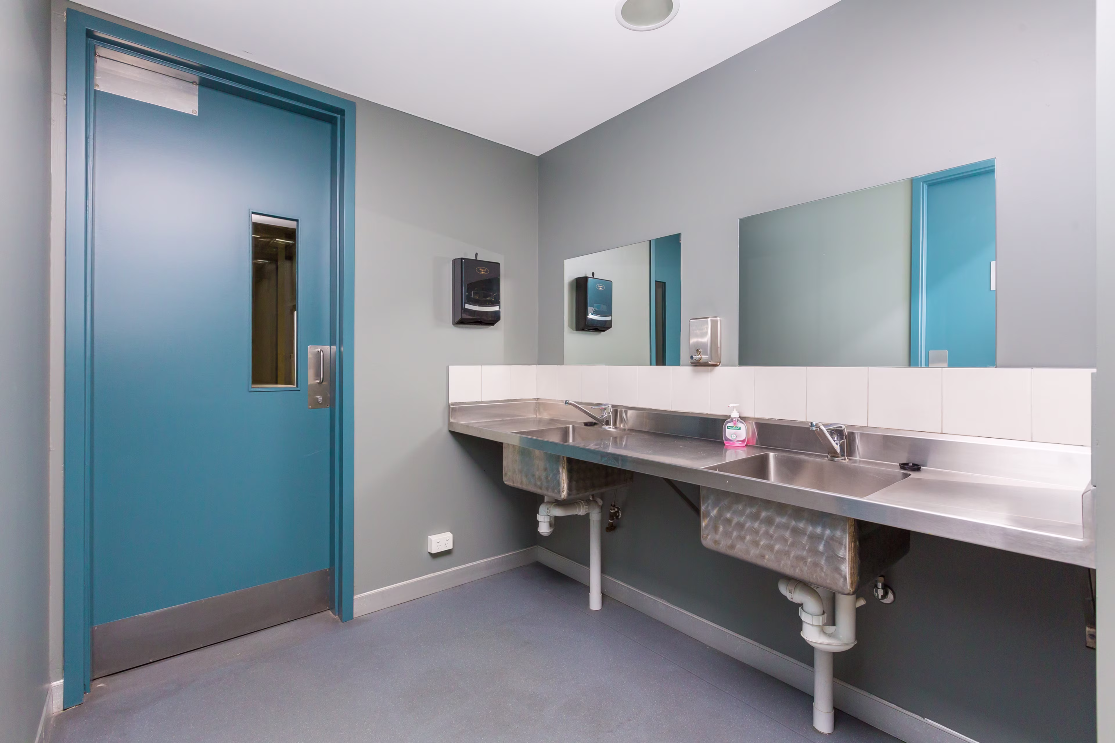 5 Glyde Court