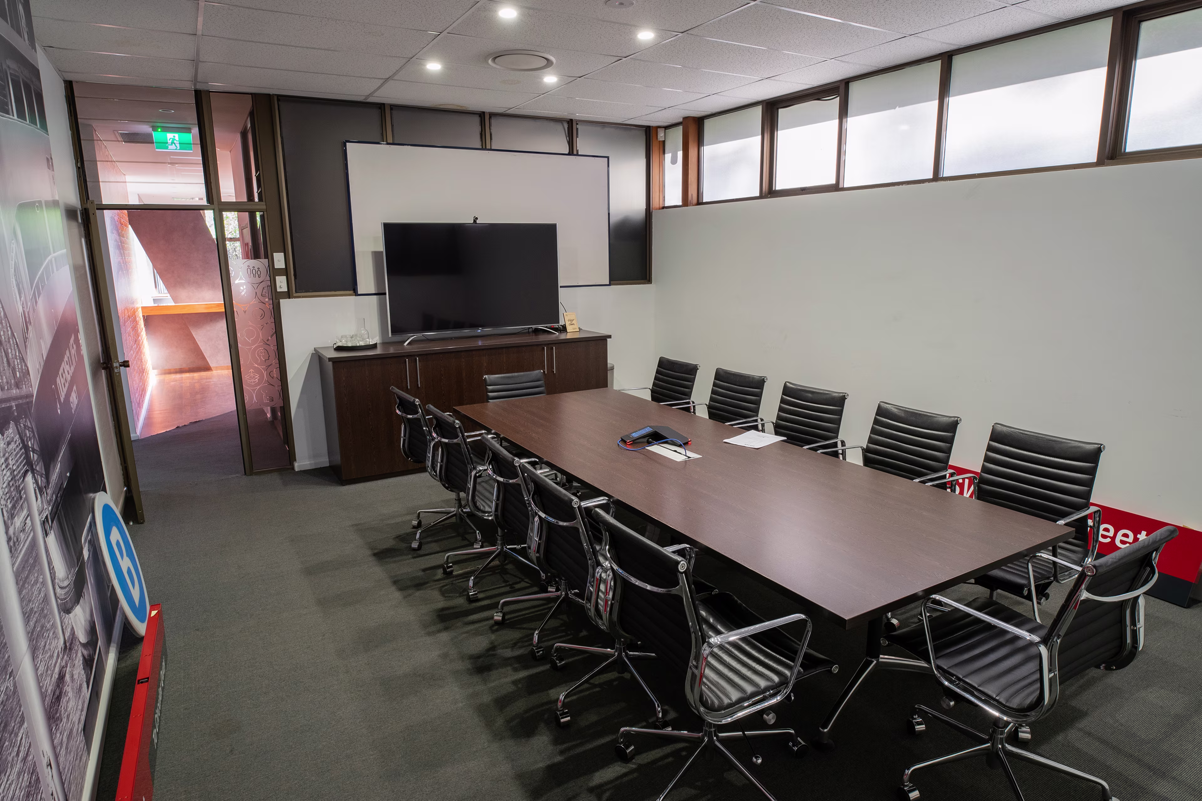 61 - 63 Governor Macquarie Drive